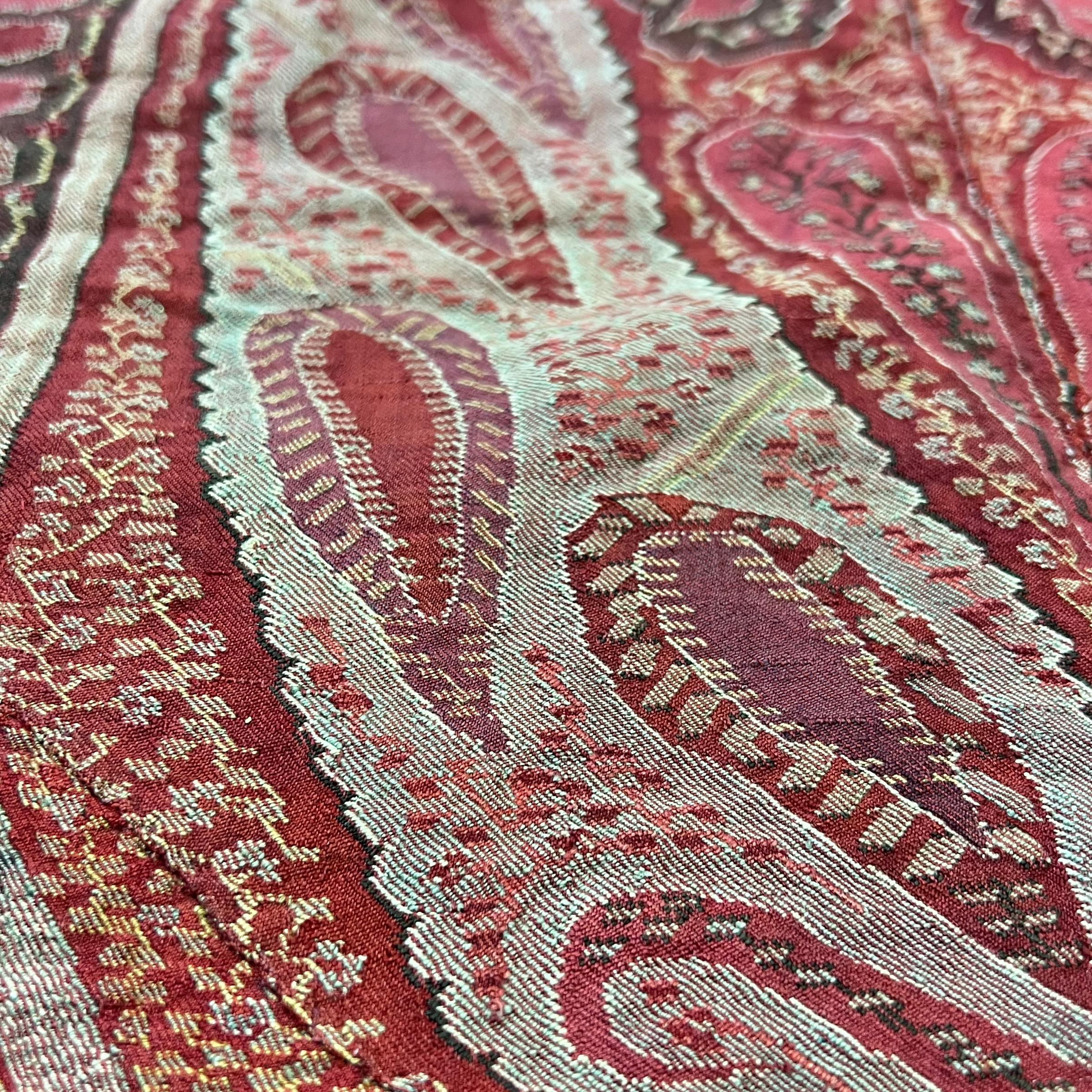 Antiker indischer Textil-Läufer des 19. Jahrhunderts, Boteh-Design  im Angebot 1