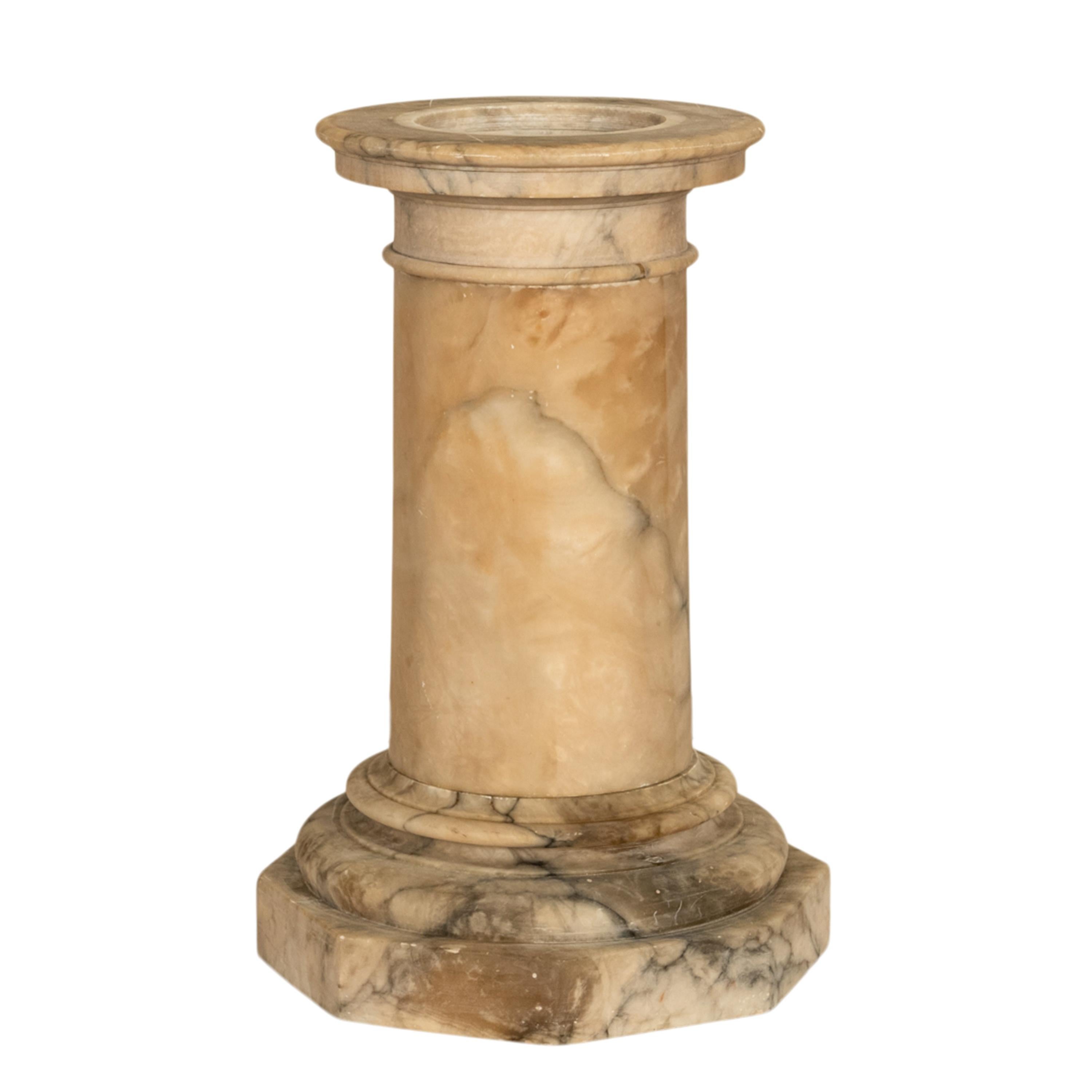 Antique 19th Century Italian Carved Alabaster Neoclassical Urn on Pedestal 1850 For Sale 9