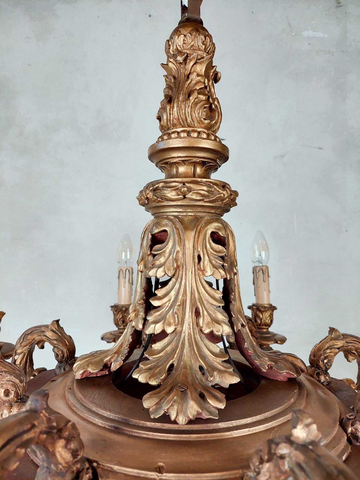 Antique 19th Century Italian Carved Wooden Gold Patinated Chandelier 4