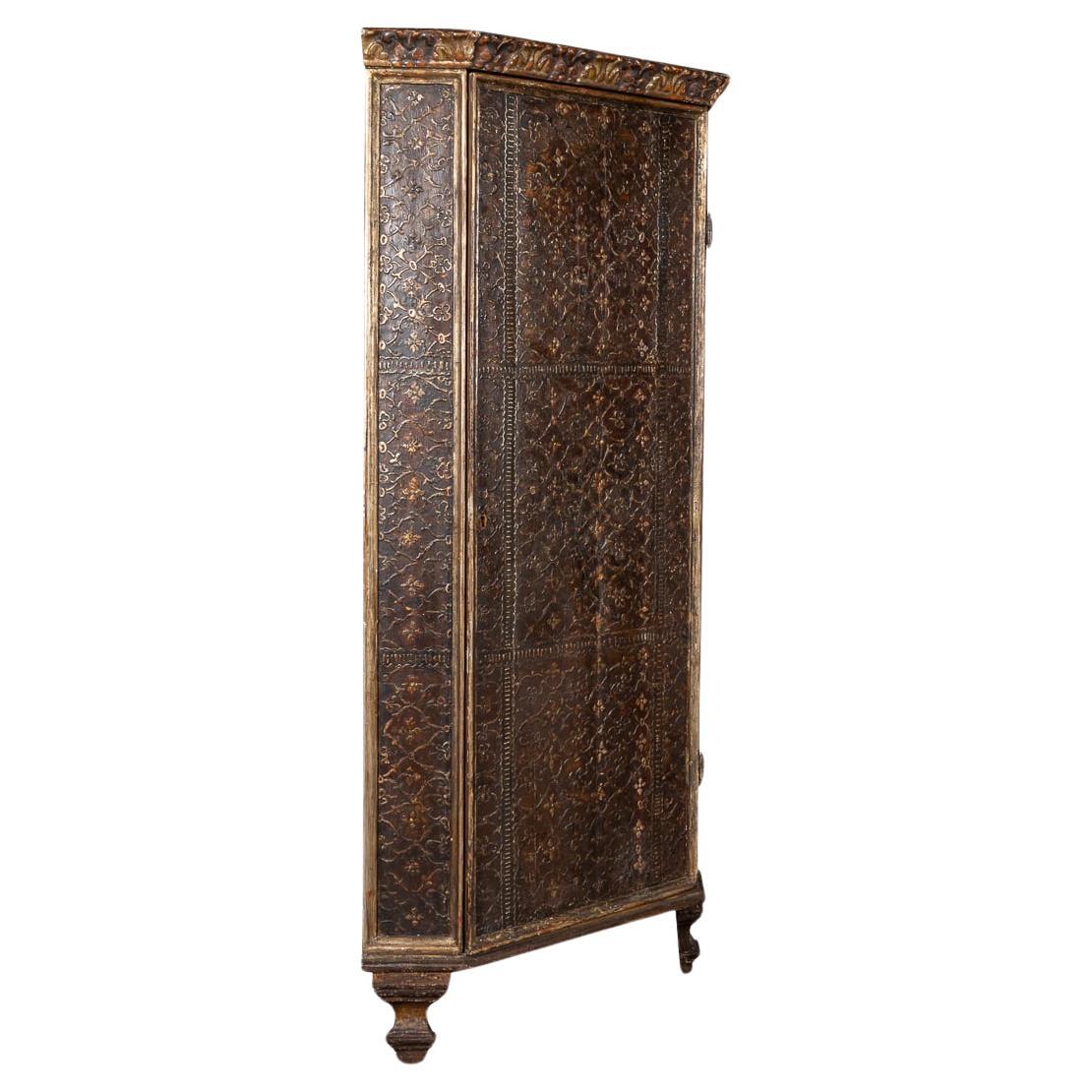 Antique 19th Century Italian Embossed Wooden Corner Cupboard c.1830