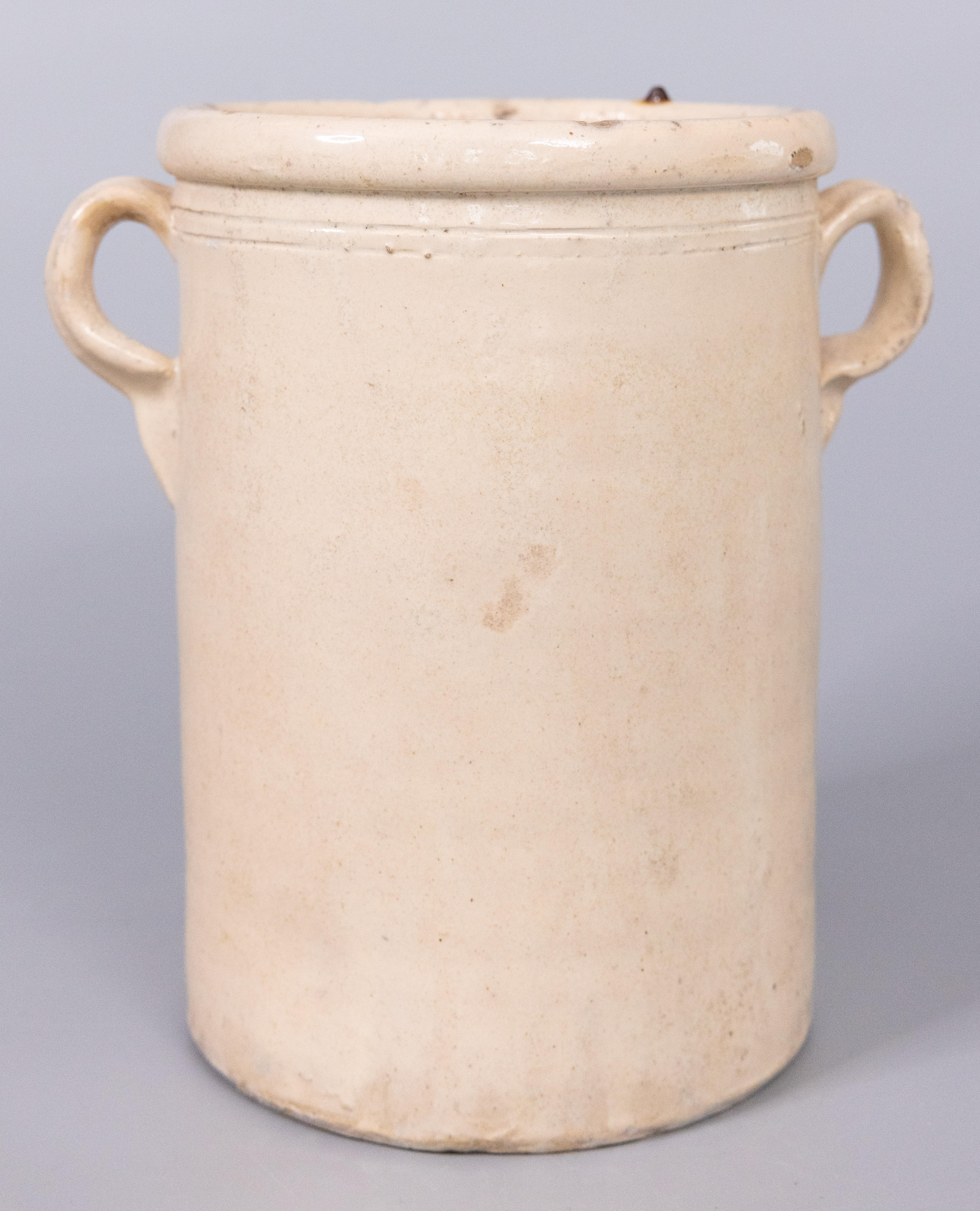 Vernissé Ancienne confiture italienne jaune goutte d'eau du 19ème siècle en vente