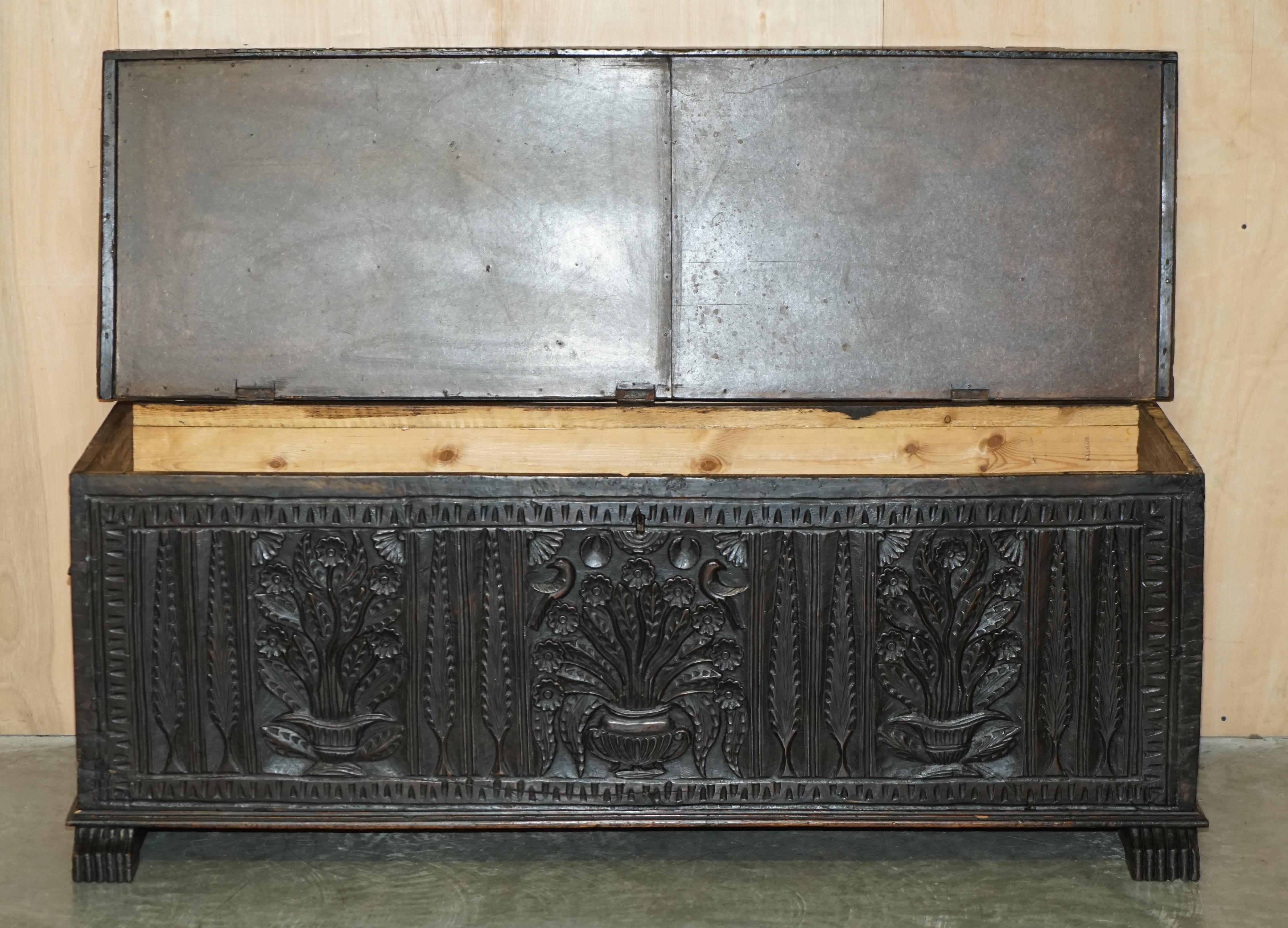 ANTIQUE 19TH CENTURY JACOBEAN REViVAL HAND CARVED TRUNK CHEST OTTOMAN For Sale 12