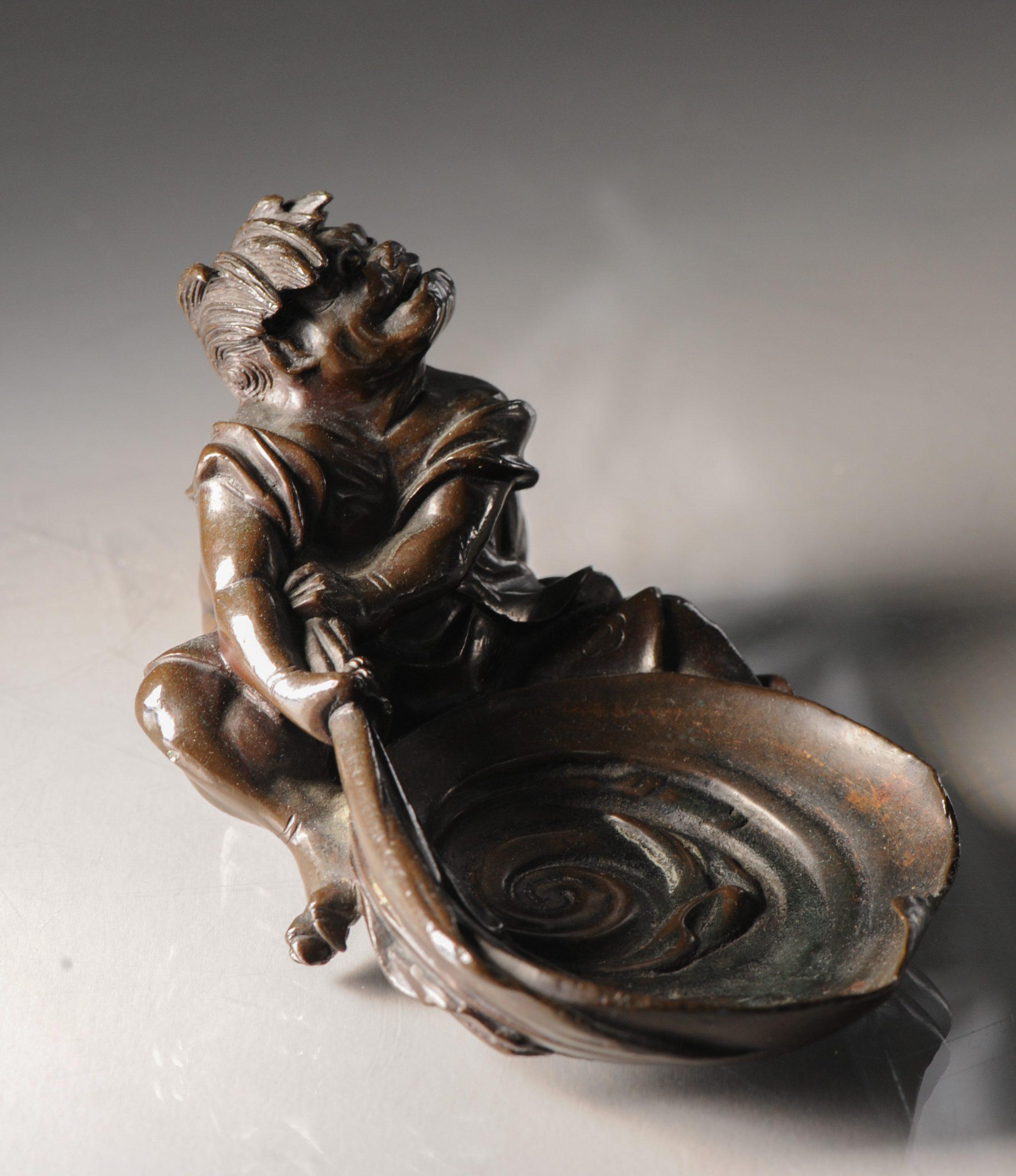 Antique 19th Century Japanese Bronze Okimono Figure Sitting Down, Japan 10