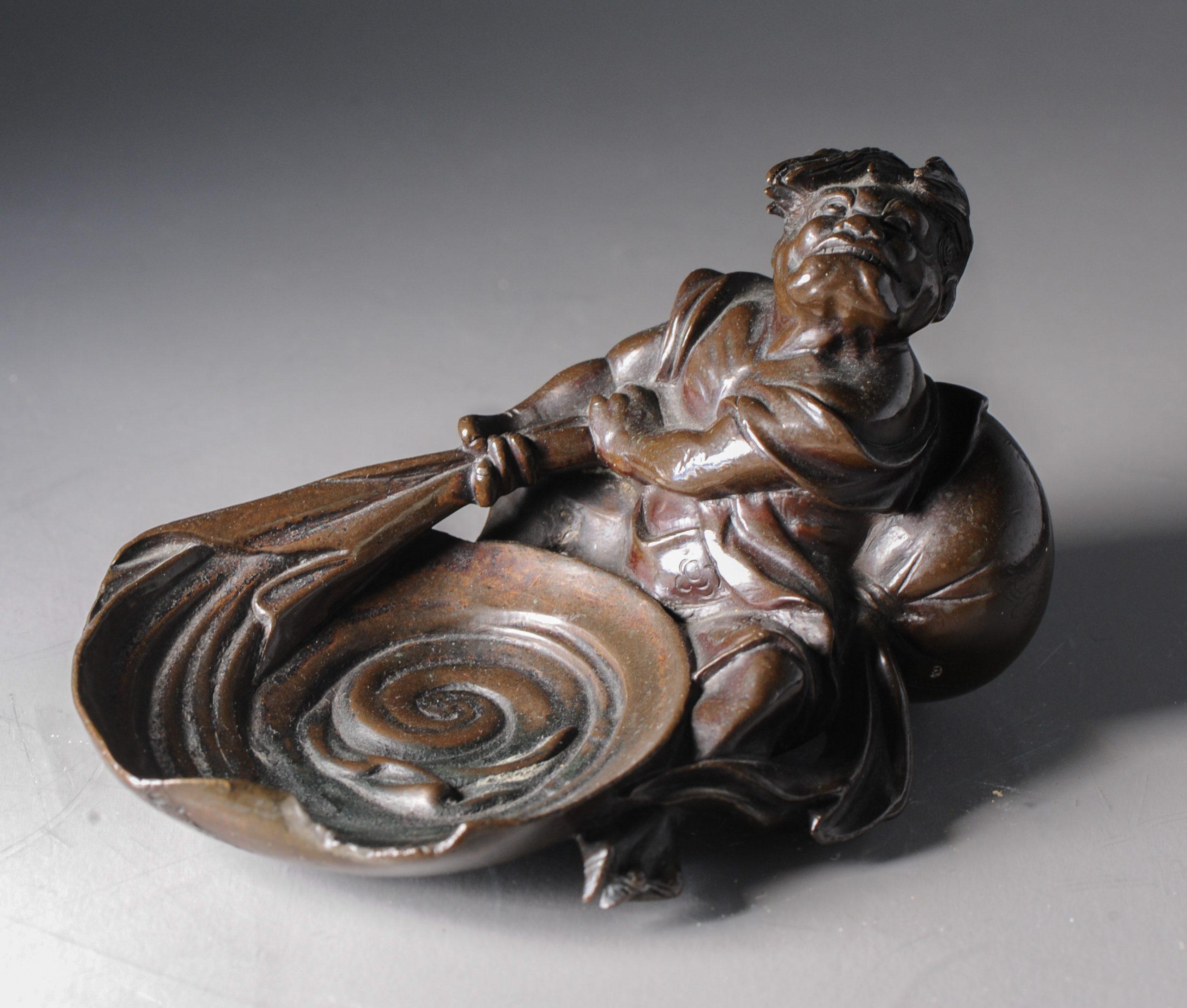 Antique 19th Century Japanese Bronze Okimono Figure Sitting Down, Japan 11