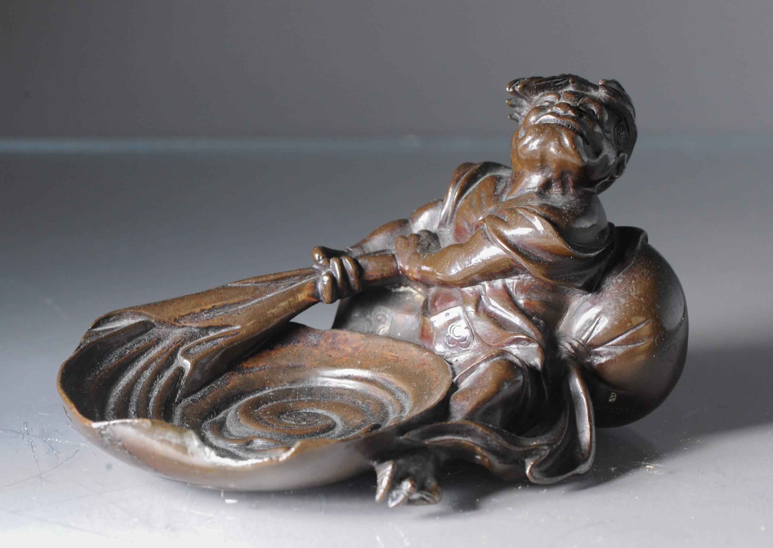 Antique 19th Century Japanese Bronze Okimono Figure Sitting Down, Japan 13