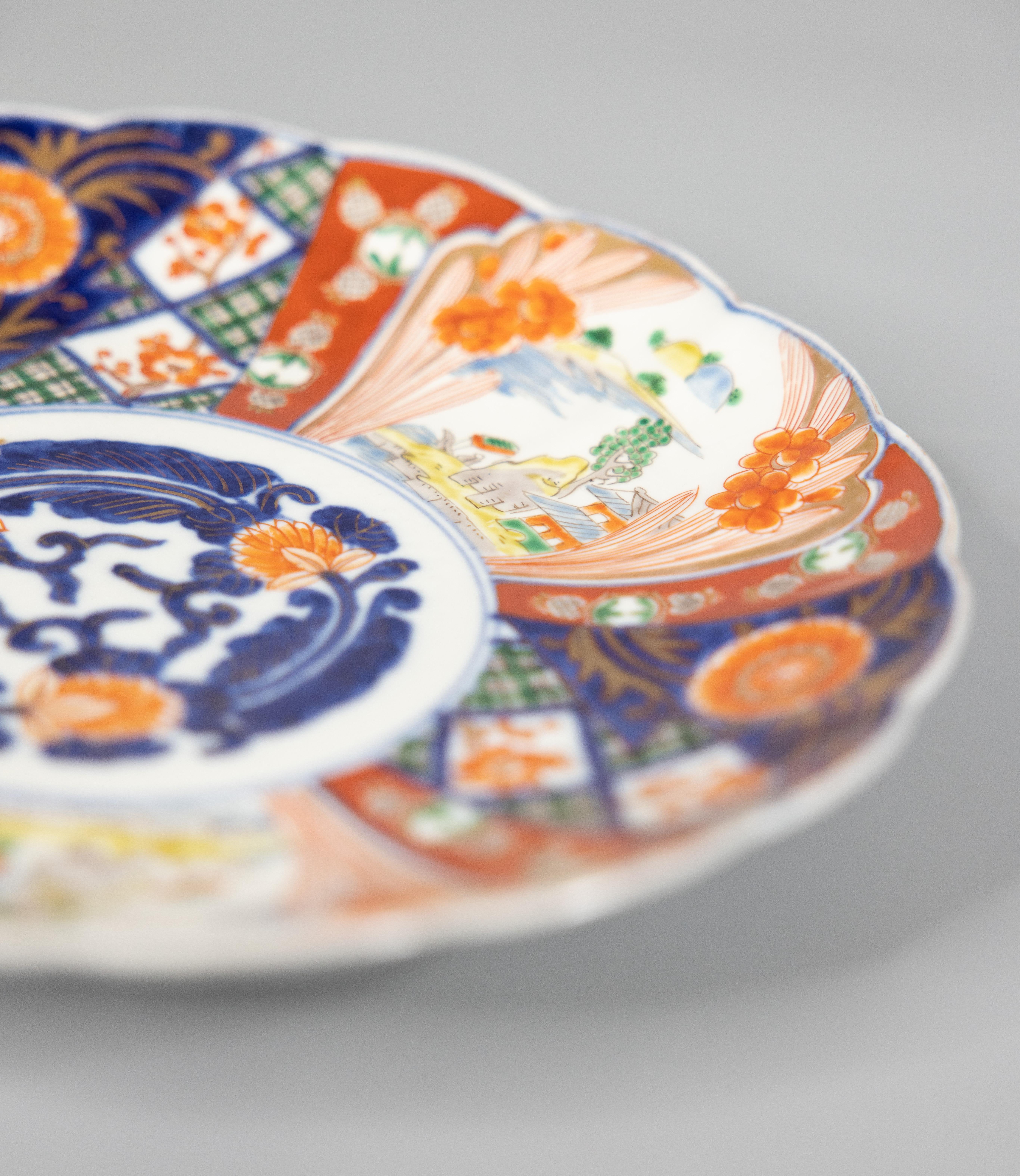 Antique 19th Century Japanese Imari Charger In Good Condition In Pearland, TX