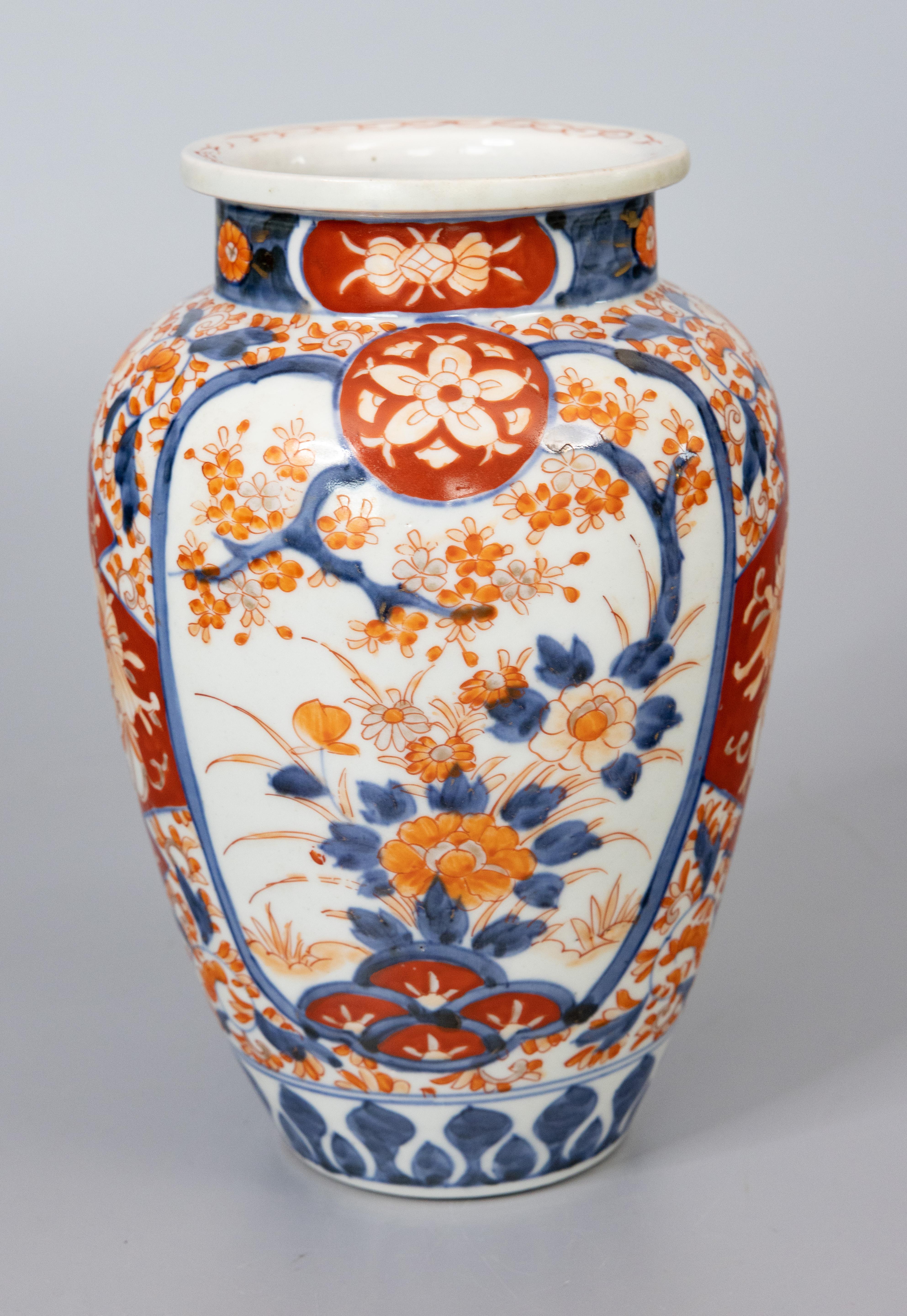 Antike japanische Imari Porcelain Vase aus dem 19. (Japanisch) im Angebot