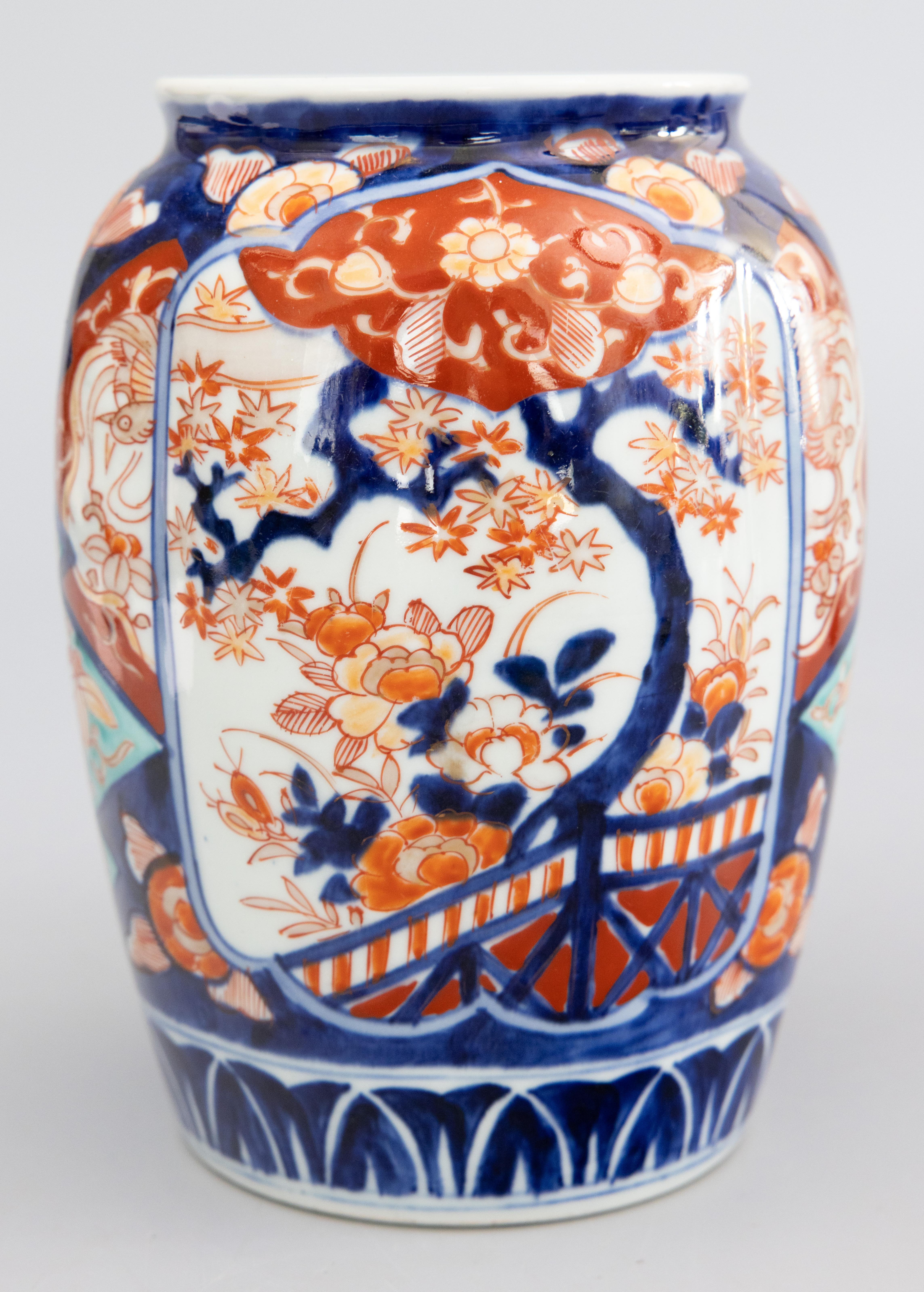 Hand-Painted Antique 19th Century Japanese Imari Porcelain Vase For Sale