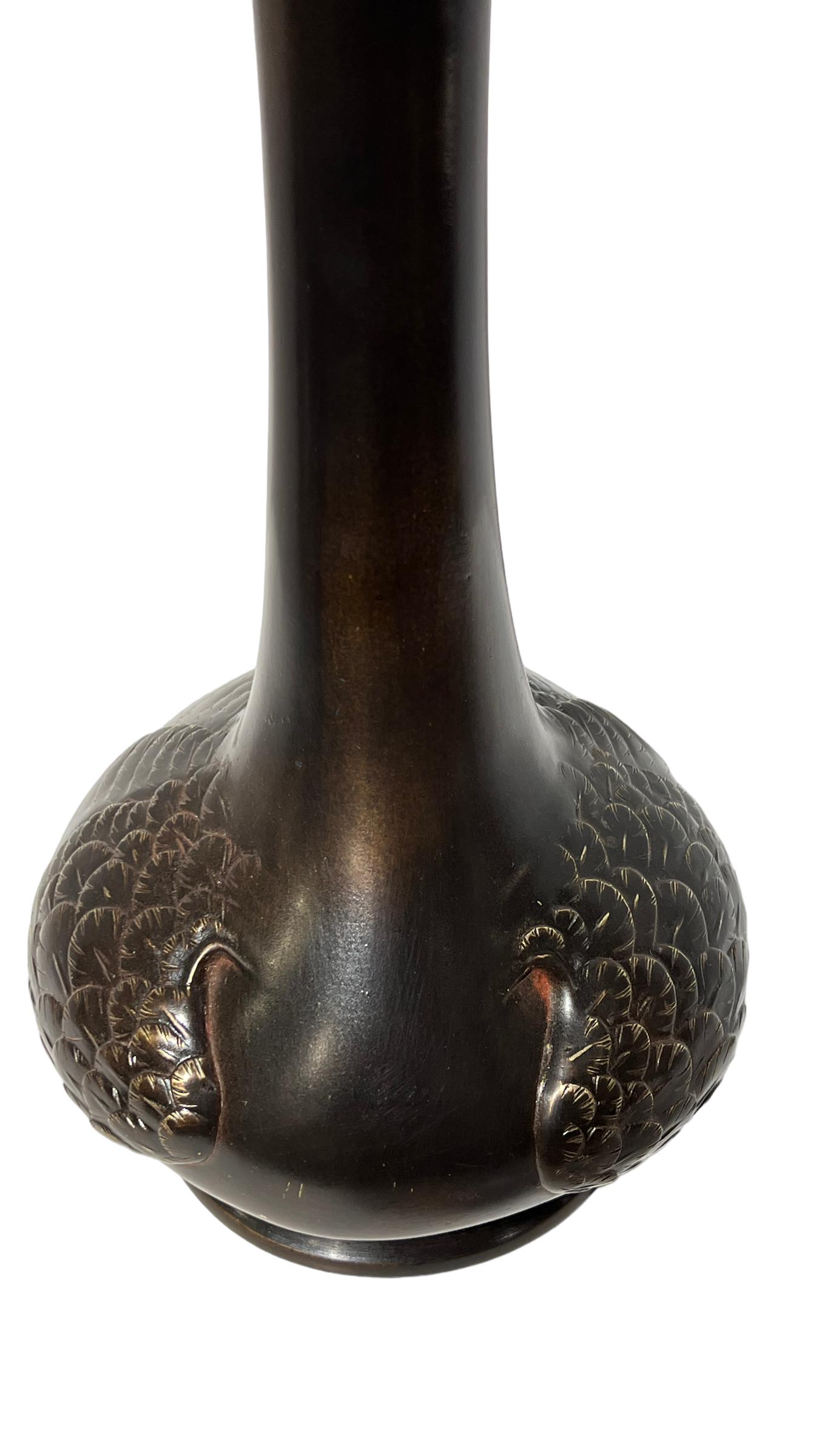 Antique 19th Century Japanese Meiji Period Bronze Vase with Bird Form For Sale 1