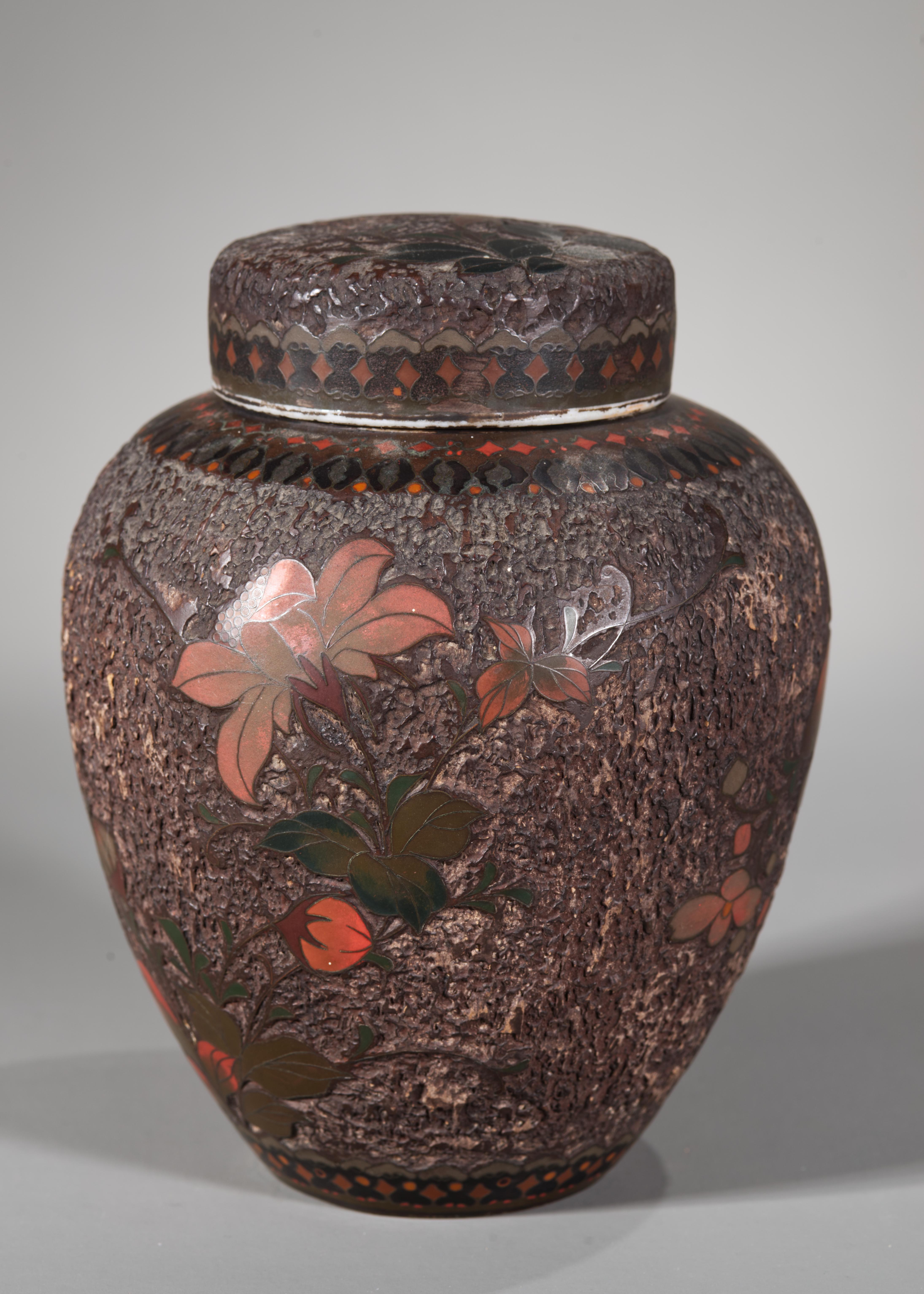 Antike 19. Jahrhundert japanische Totai Shippo Baumrinde Cloisonne Ingwer Krug (Meiji-Periode) im Angebot