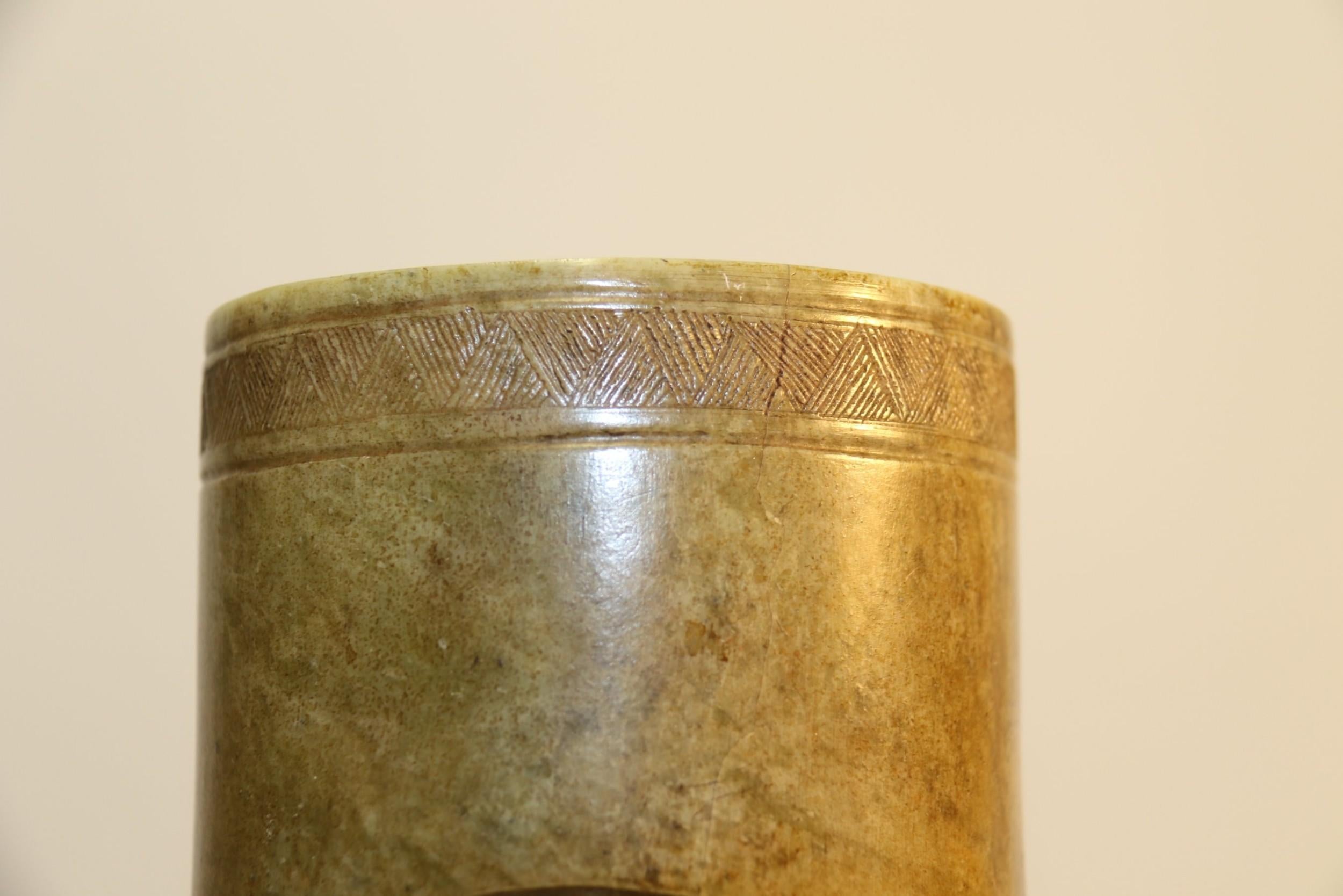 Antique 19th Century Large Chinese Soap Stone Brush Pot, circa 1890 For Sale 7