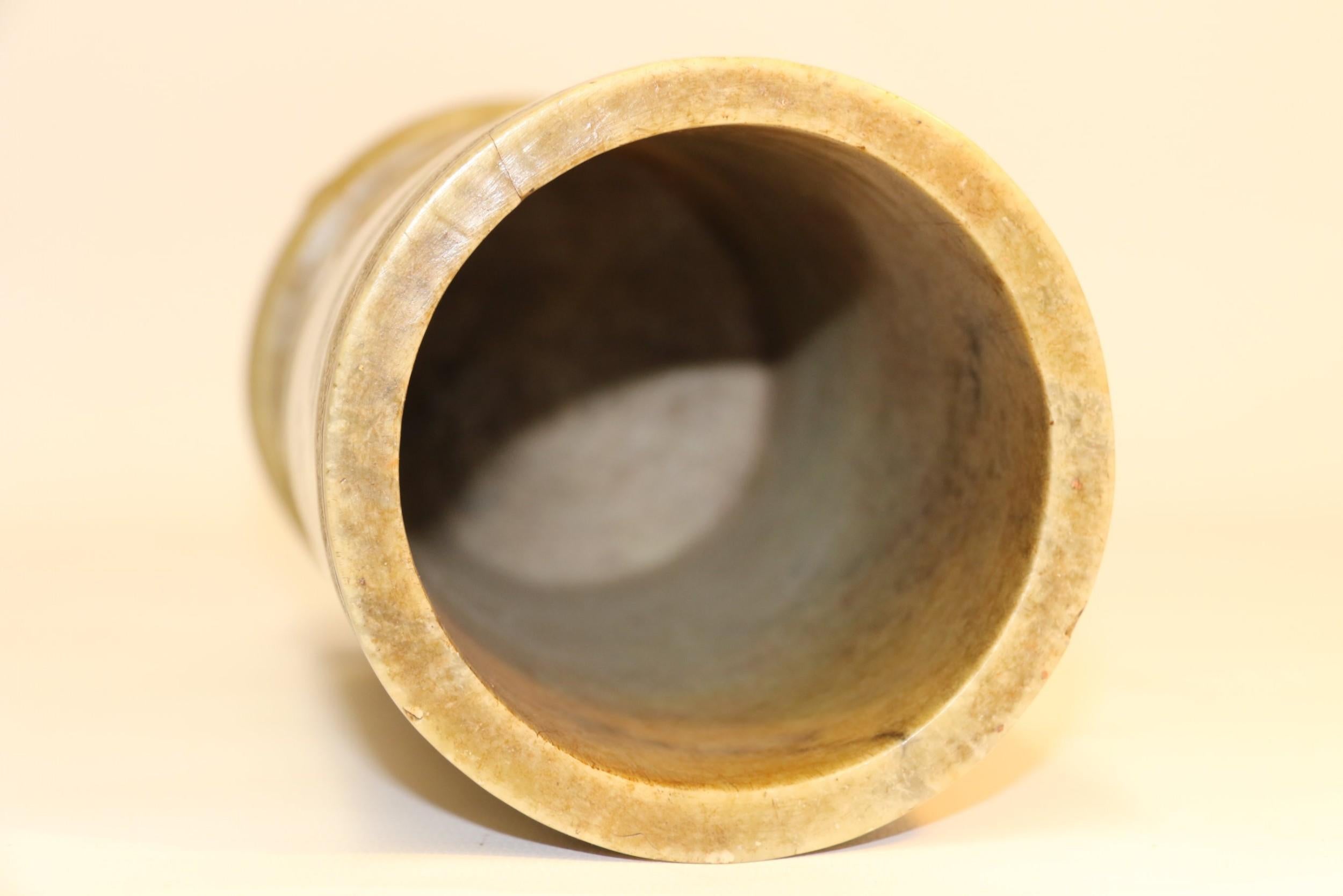 Antique 19th Century Large Chinese Soap Stone Brush Pot, circa 1890 For Sale 5