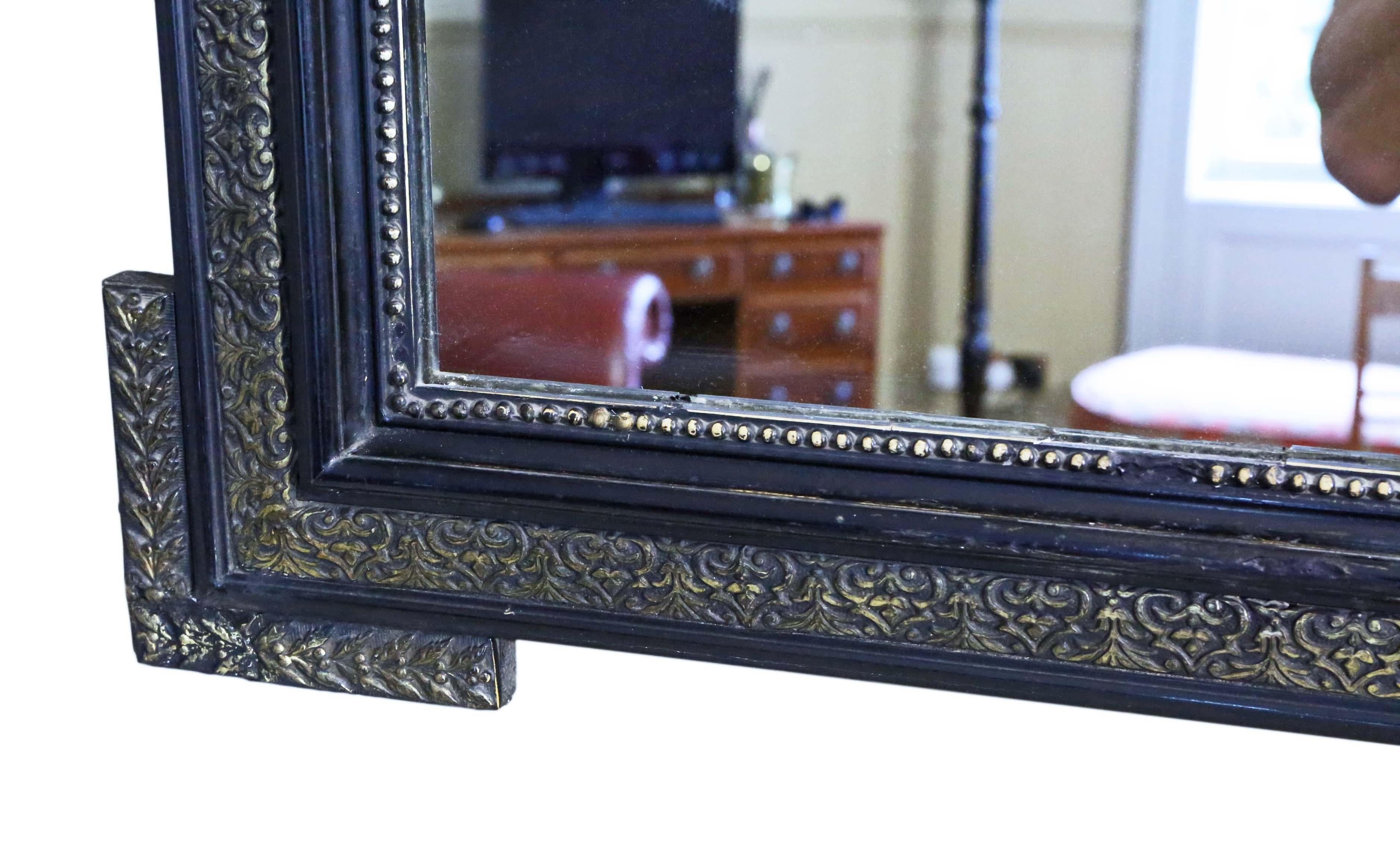 Antique 19ème siècle Large Ebonised Gilt Wall Mirror Overmantle en vente 3