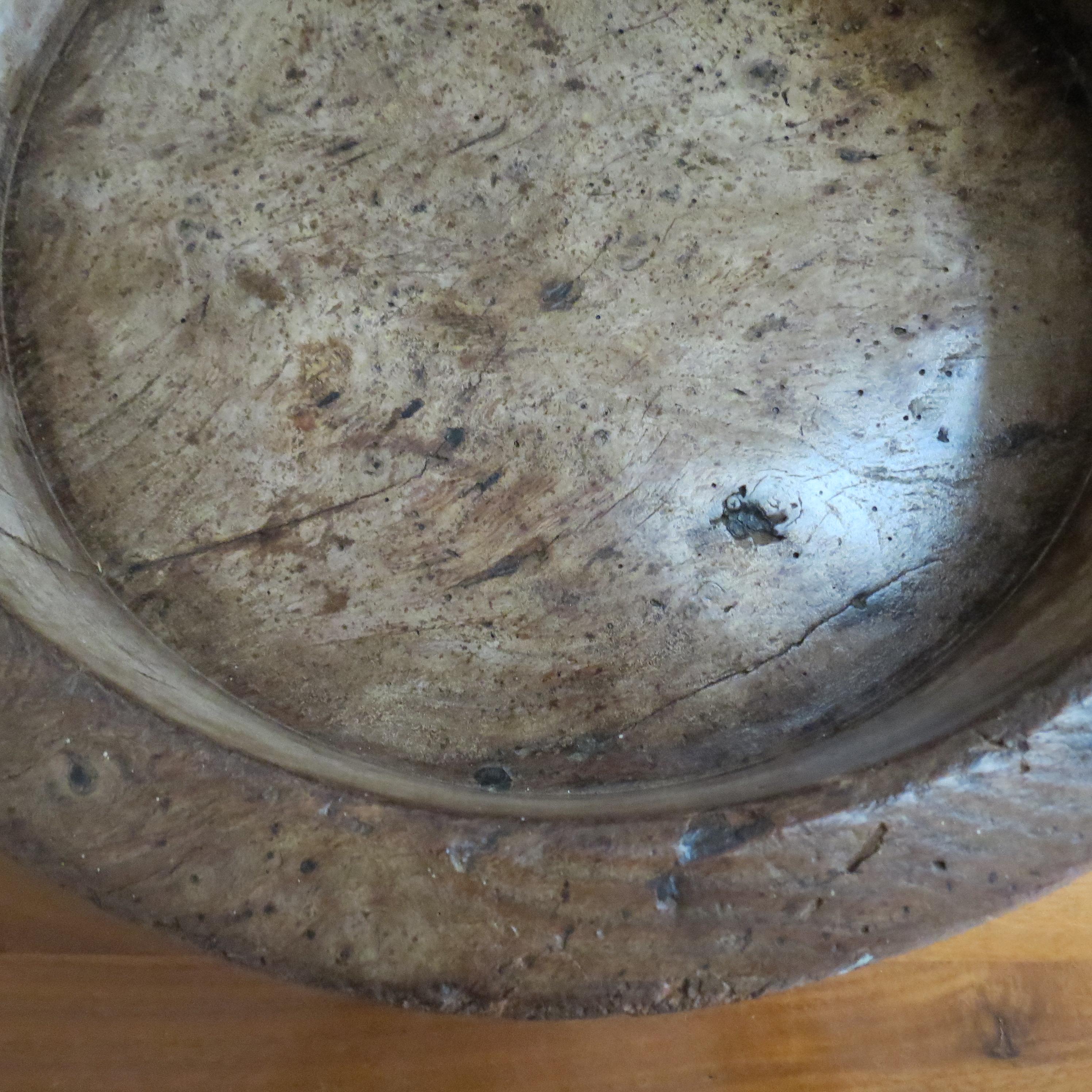 Antica ciotola da latte in legno di olmo inglese del XIX secolo, di grandi dimensioni e con i lati dritti in vendita 6