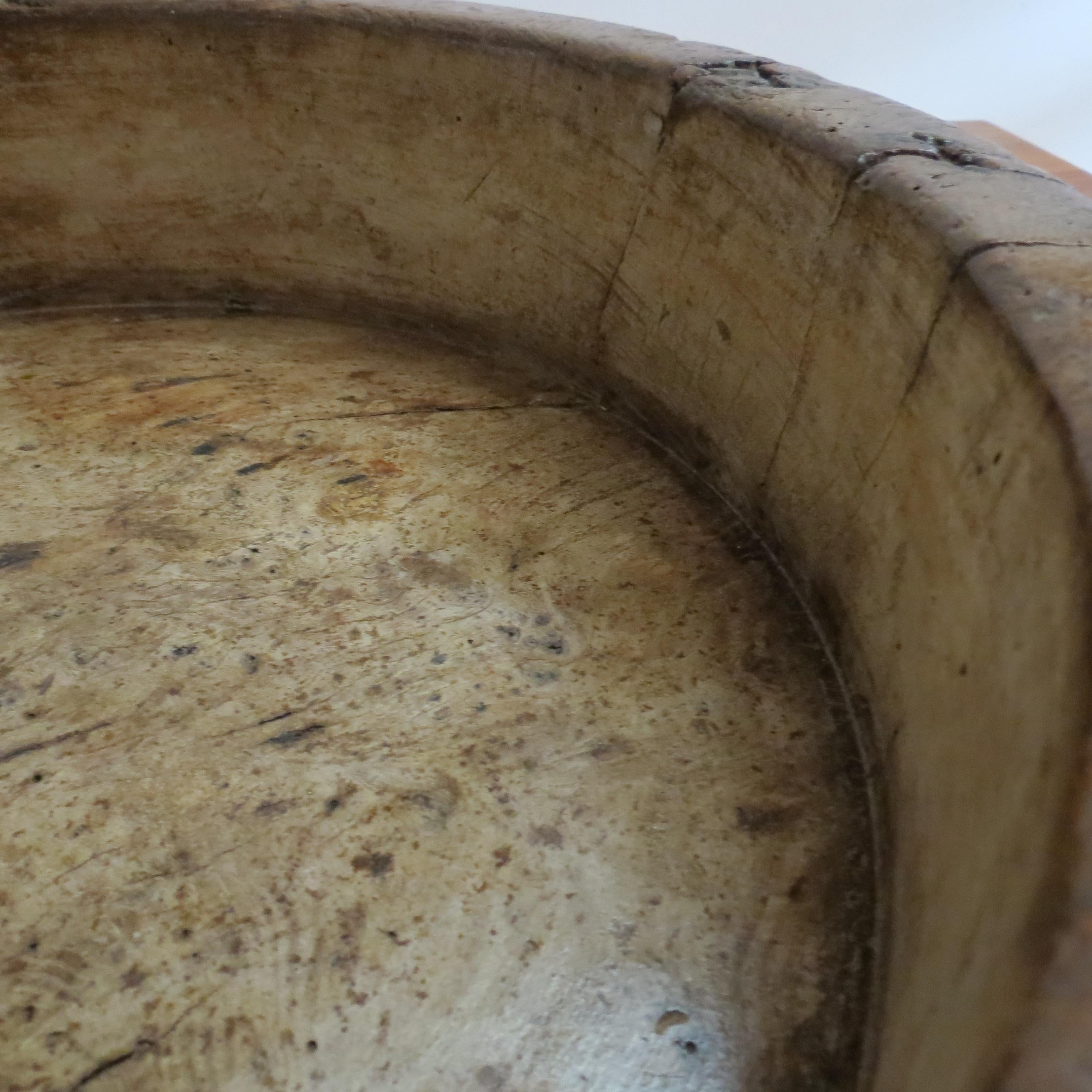 Olmo Antica ciotola da latte in legno di olmo inglese del XIX secolo, di grandi dimensioni e con i lati dritti in vendita