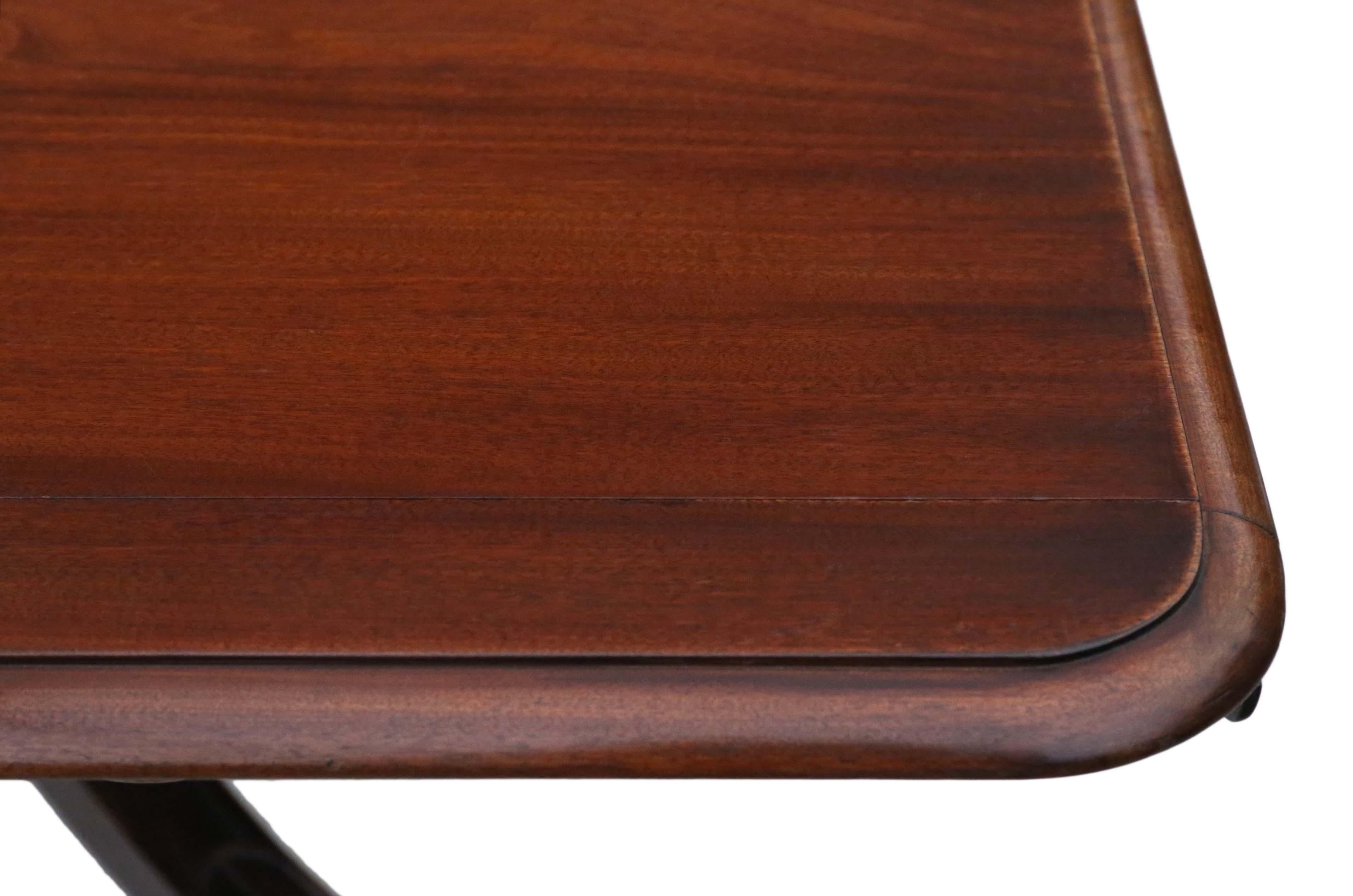 XIXe siècle Ancienne table de salle à manger cubaine en acajou de grande qualité du 19ème siècle James Mein en vente