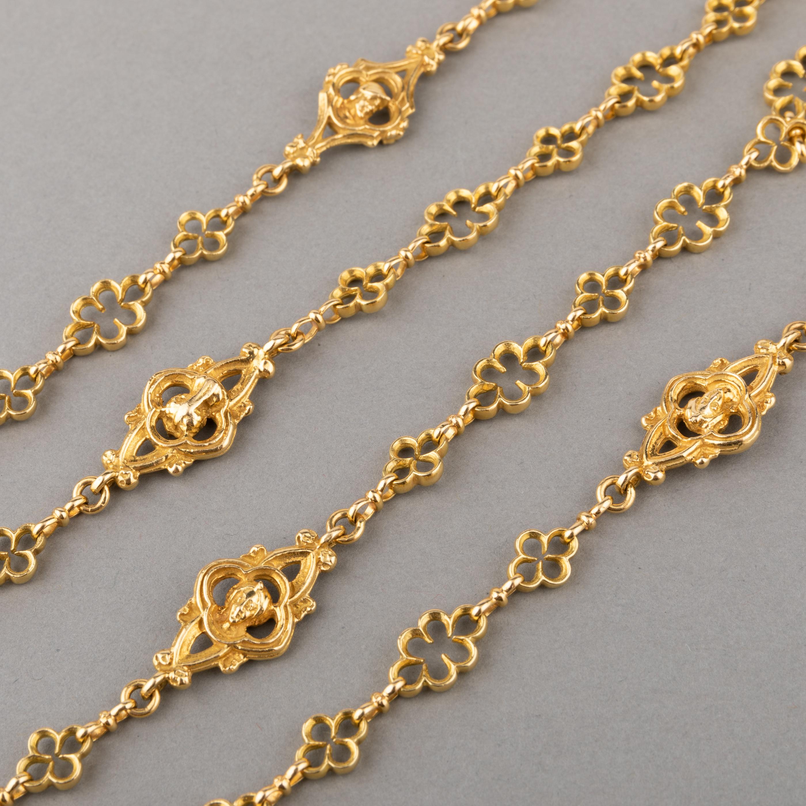 A magnificent French antique necklace, made circa 1870. 

Made in yellow gold 18k, it weights 103.40 grams. Hallmarks for gold 18k (eagle heads), hallmark of maker.

The length is 148cm