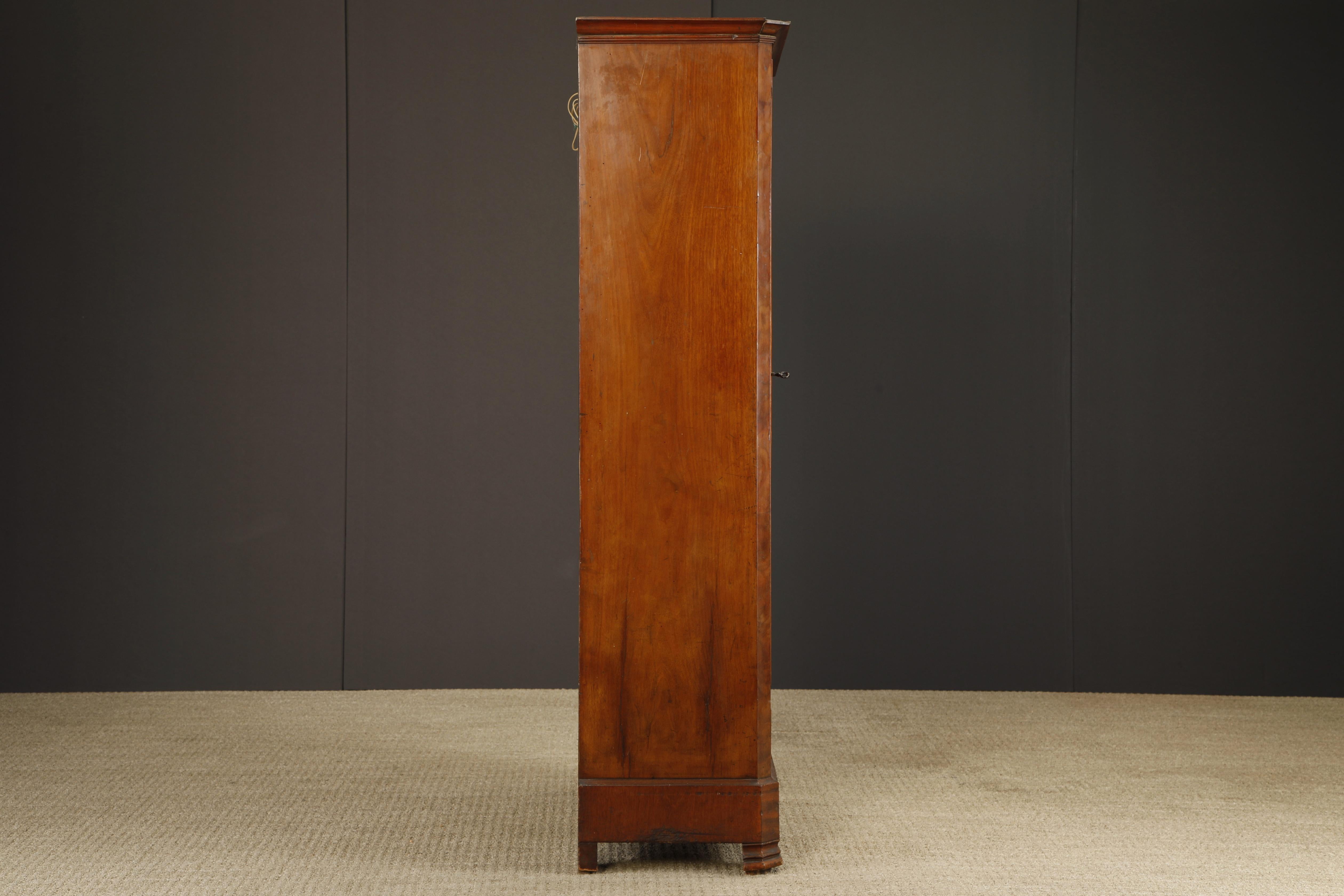 Antique 19th Century Louis Philippe Vitrine Display Curio Showcase Cabinet For Sale 8
