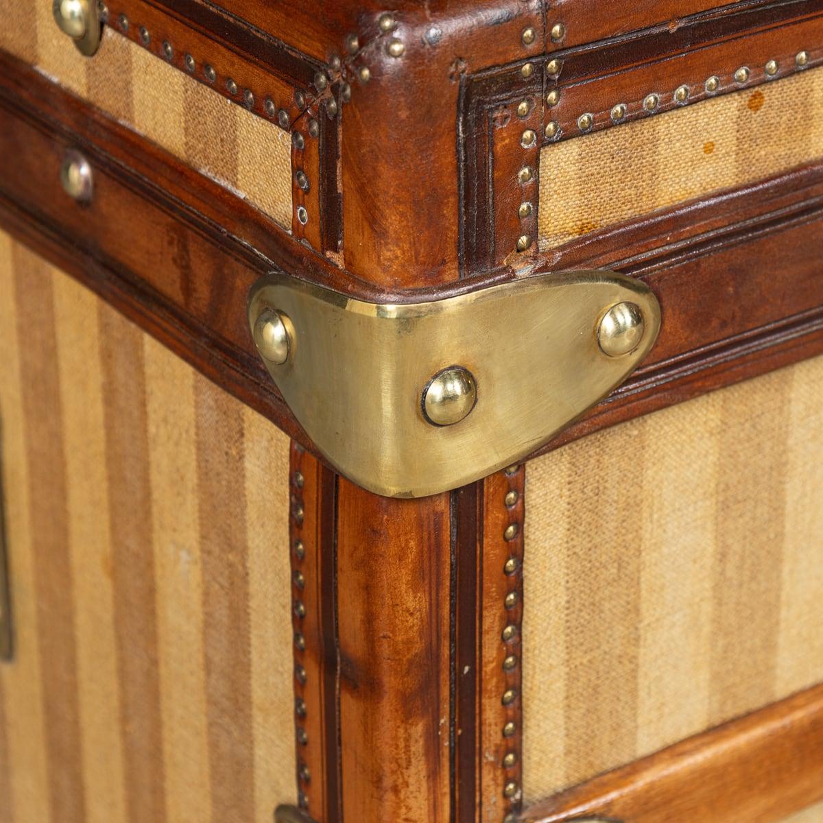 Antique 19th Century Louis Vuitton Courier Trunk, France c.1872 13