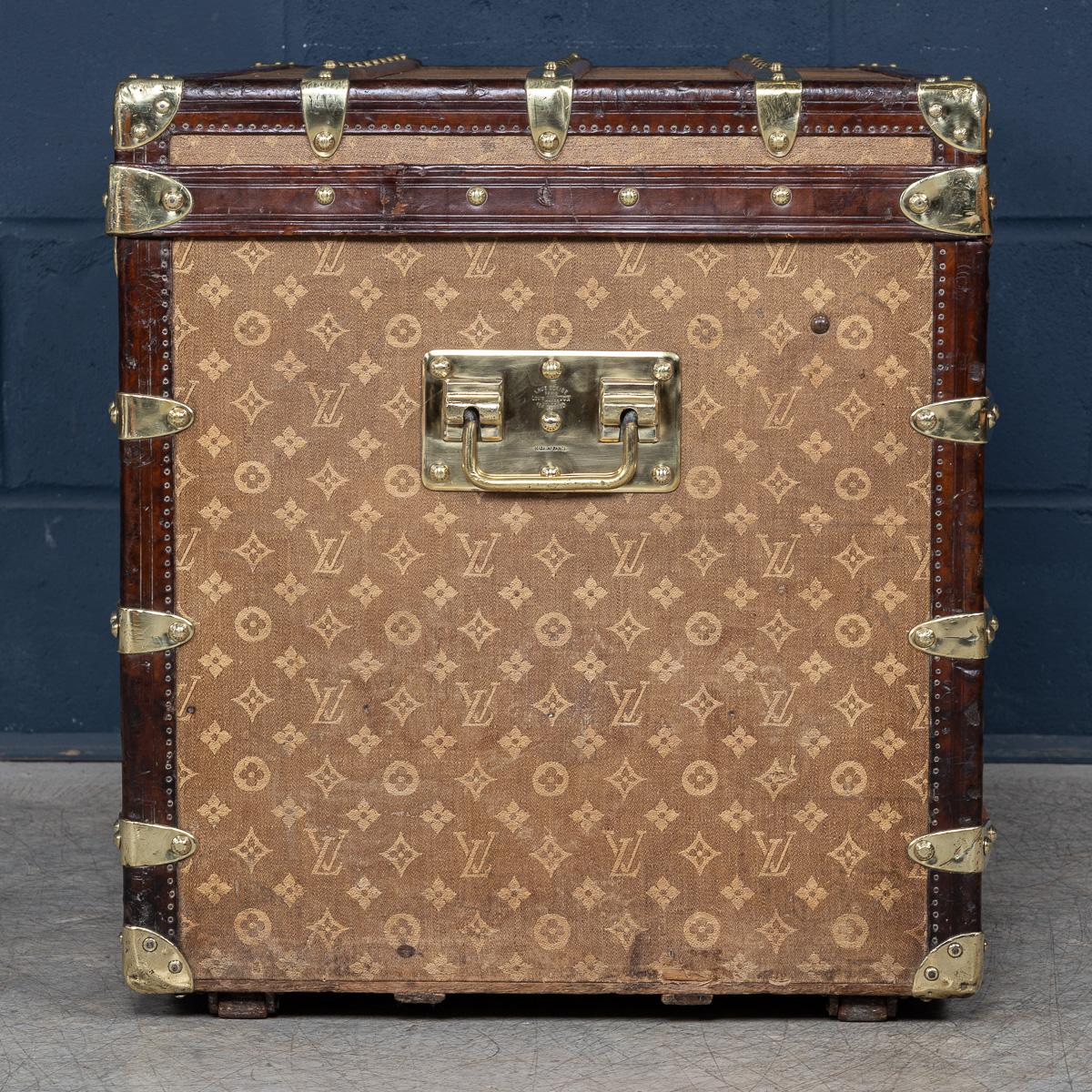 Altro Antico baule da corriere Louis Vuitton del XIX secolo in tela intrecciata, Francia c.1896 in vendita