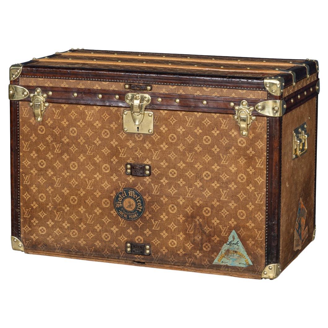 Antique 19th Century Louis Vuitton Hat Trunk In Woven Canvas, France c.1896