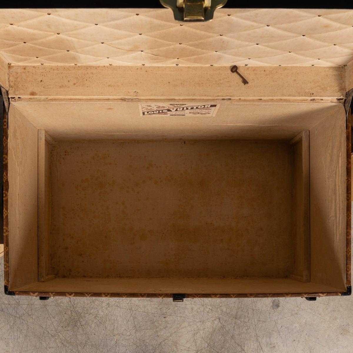 Antique 19th Century Louis Vuitton Trunk In Woven Canvas, France c.1890 5