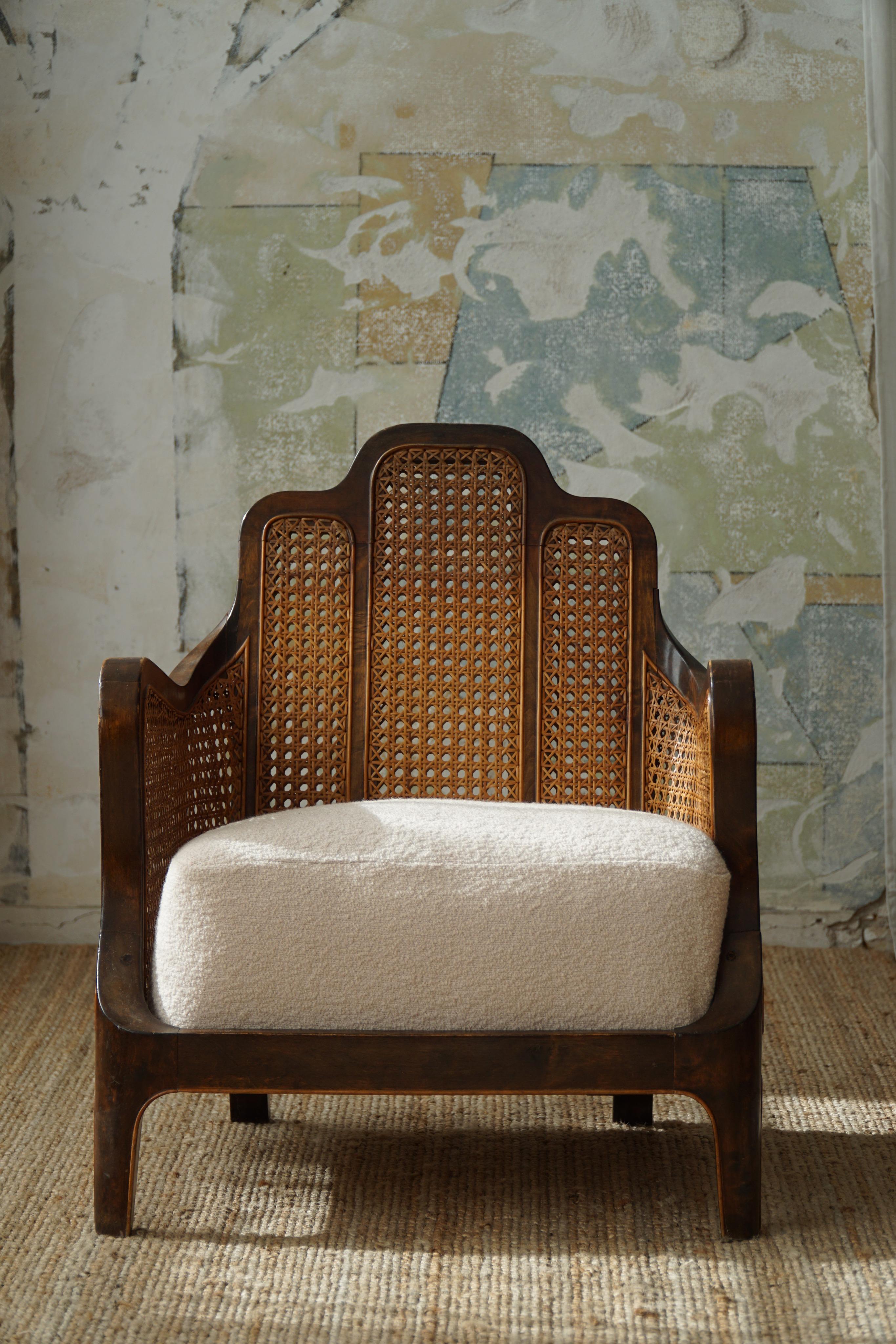 Antique 19th Century Lounge Chair in Rattan, Bouclé & Beech, British Colonial 5