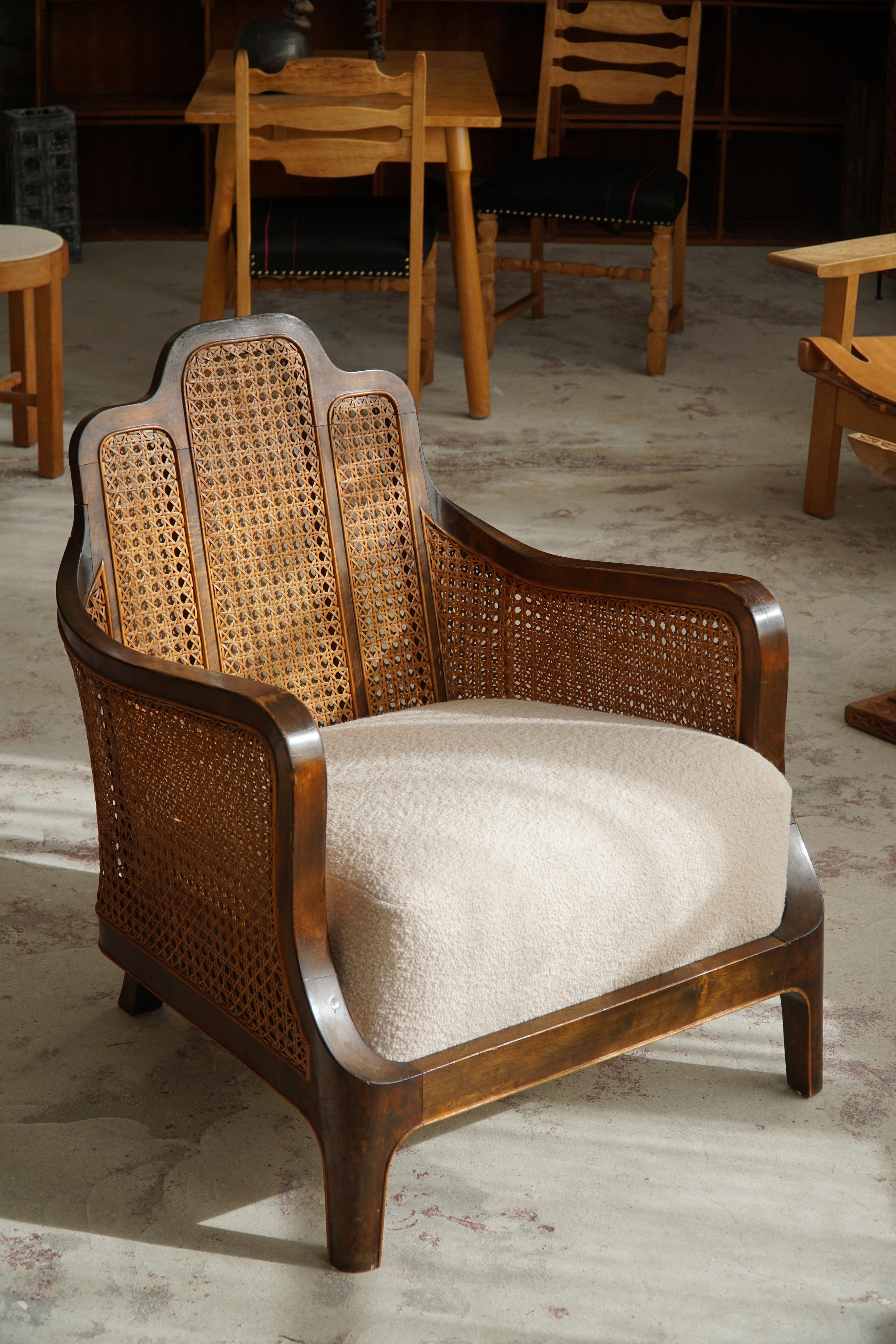 Antique 19th Century Lounge Chair in Rattan, Bouclé & Beech, British Colonial 15