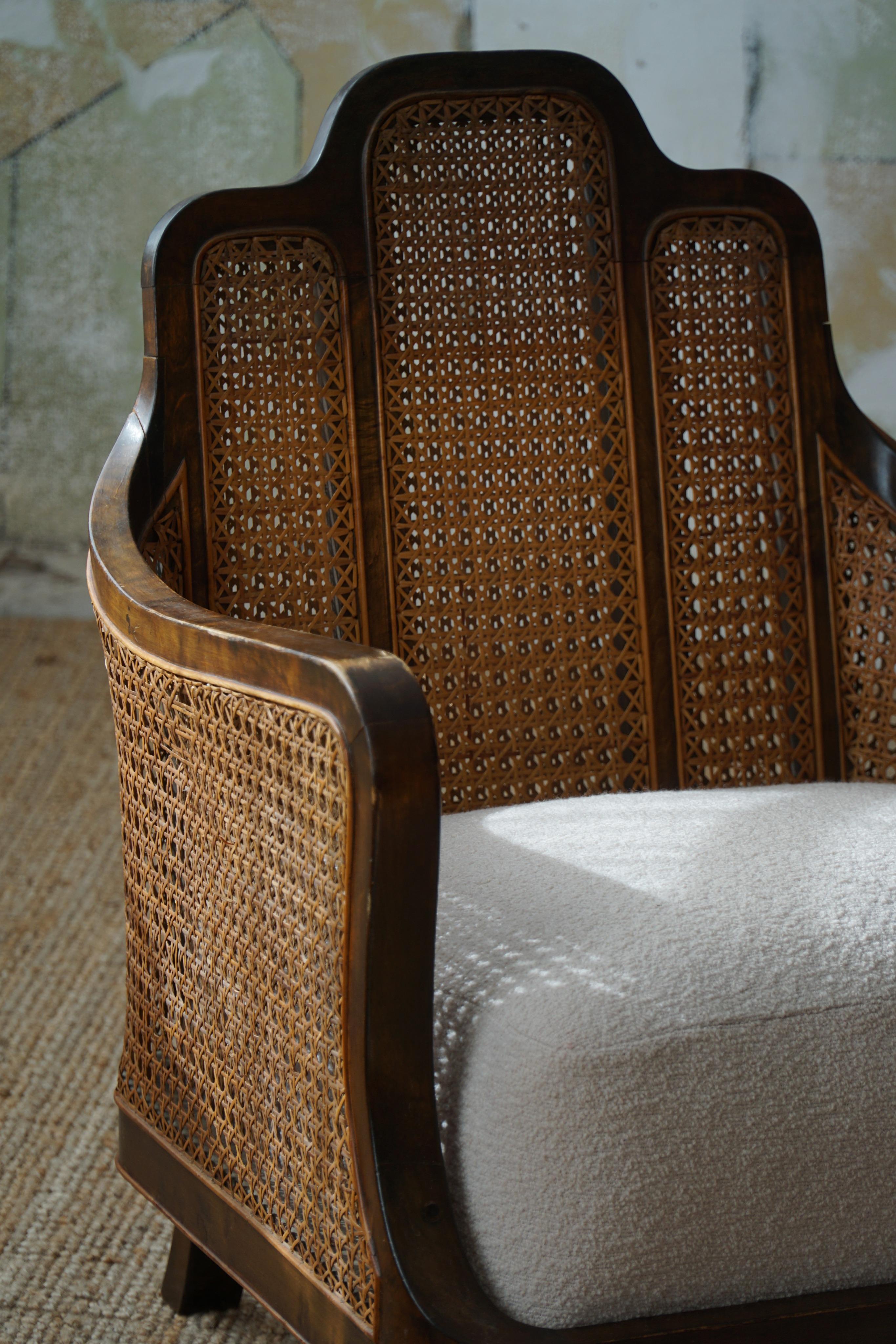 Antique 19th Century Lounge Chair in Rattan, Bouclé & Beech, British Colonial 3