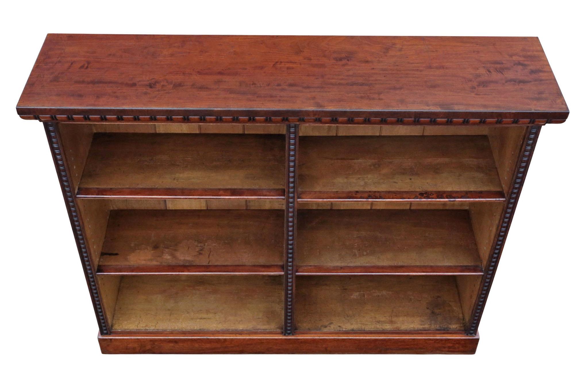 Legno Antica libreria a ripiani regolabili in mogano del XIX secolo - Qualità pregiata in vendita