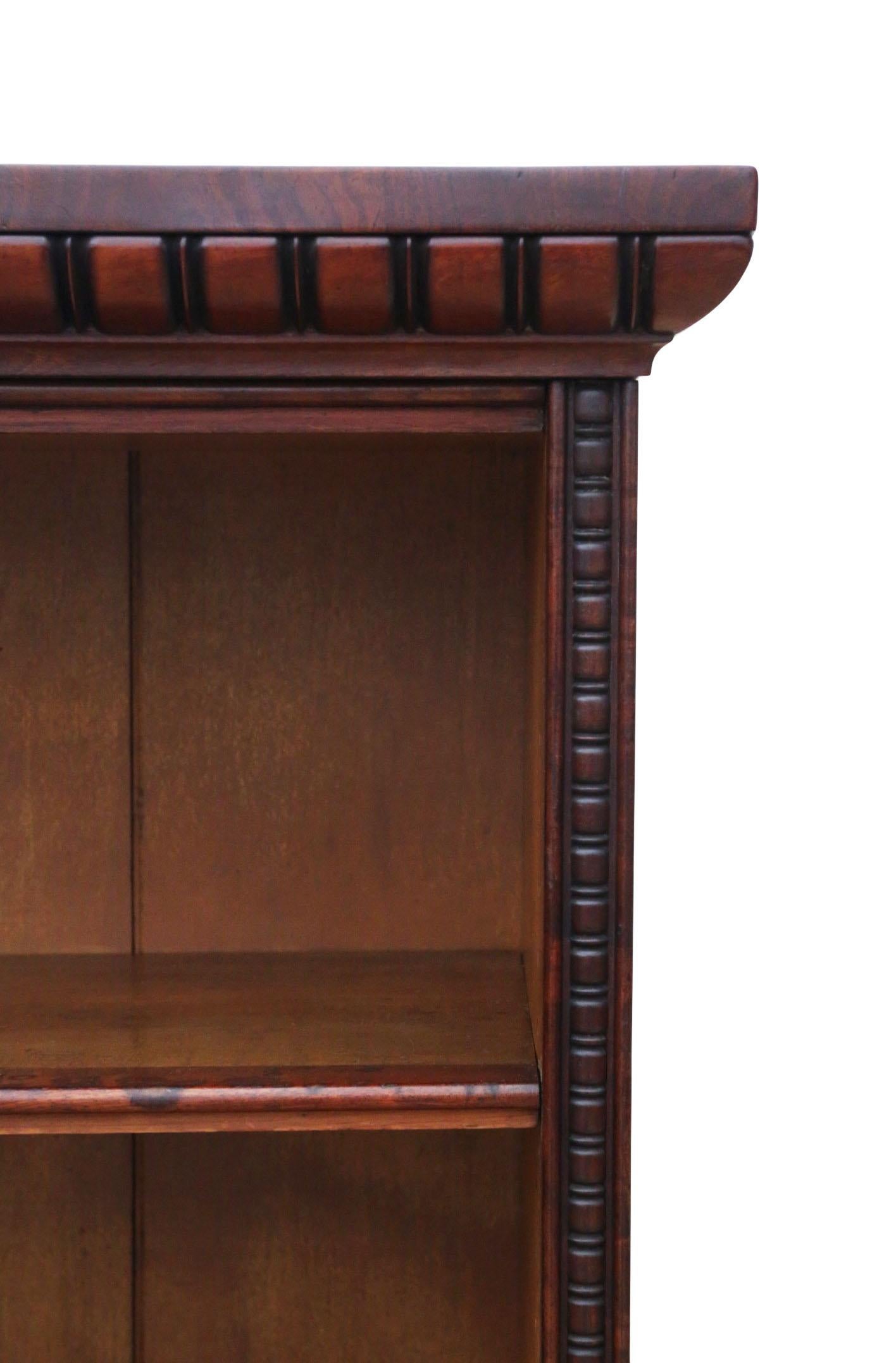 Antica libreria a ripiani regolabili in mogano del XIX secolo - Qualità pregiata in vendita 1