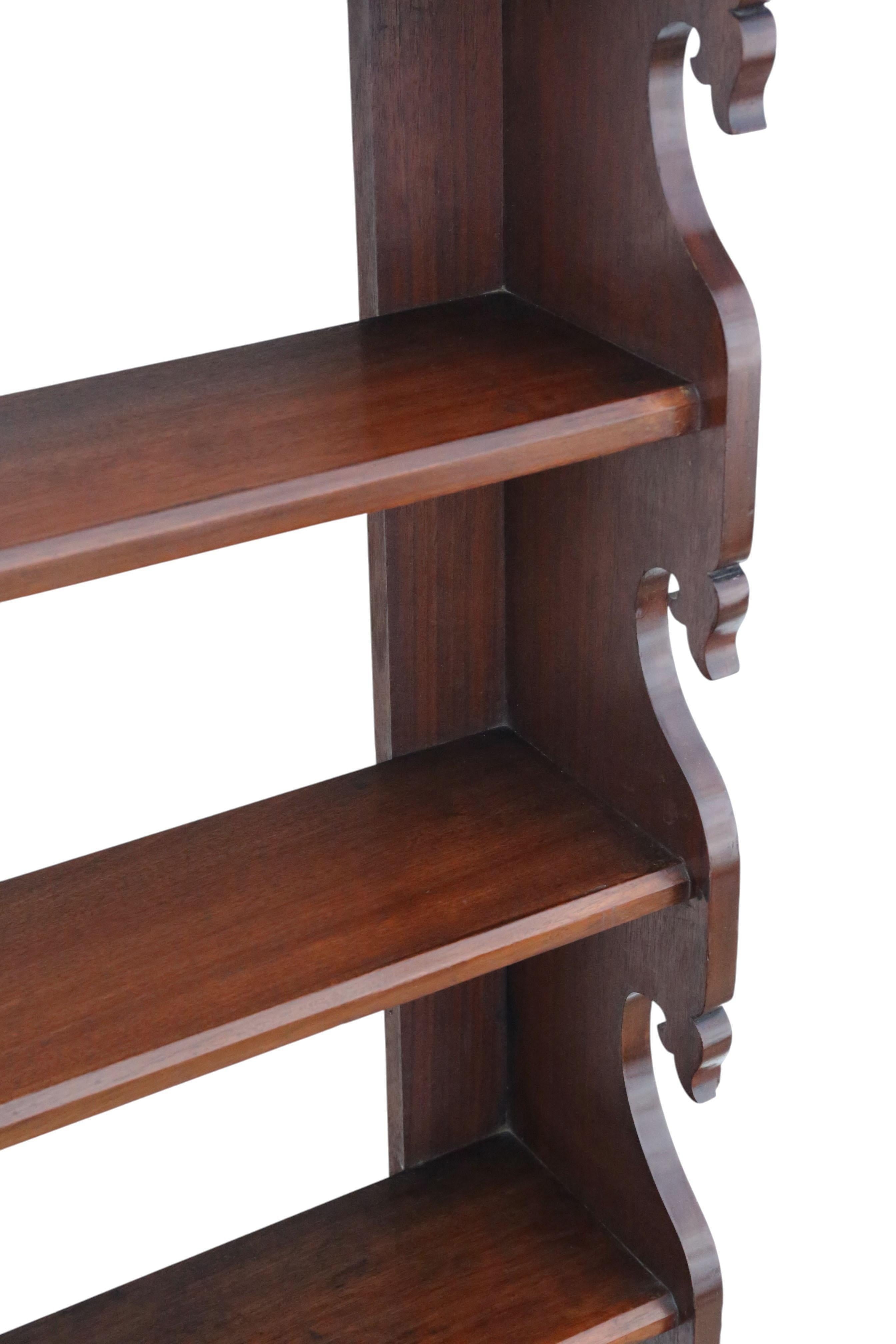 Antique 19th Century Mahogany Bookcase / Display Wall Shelves – Fine Quality In condizioni buone in vendita a Wisbech, Cambridgeshire