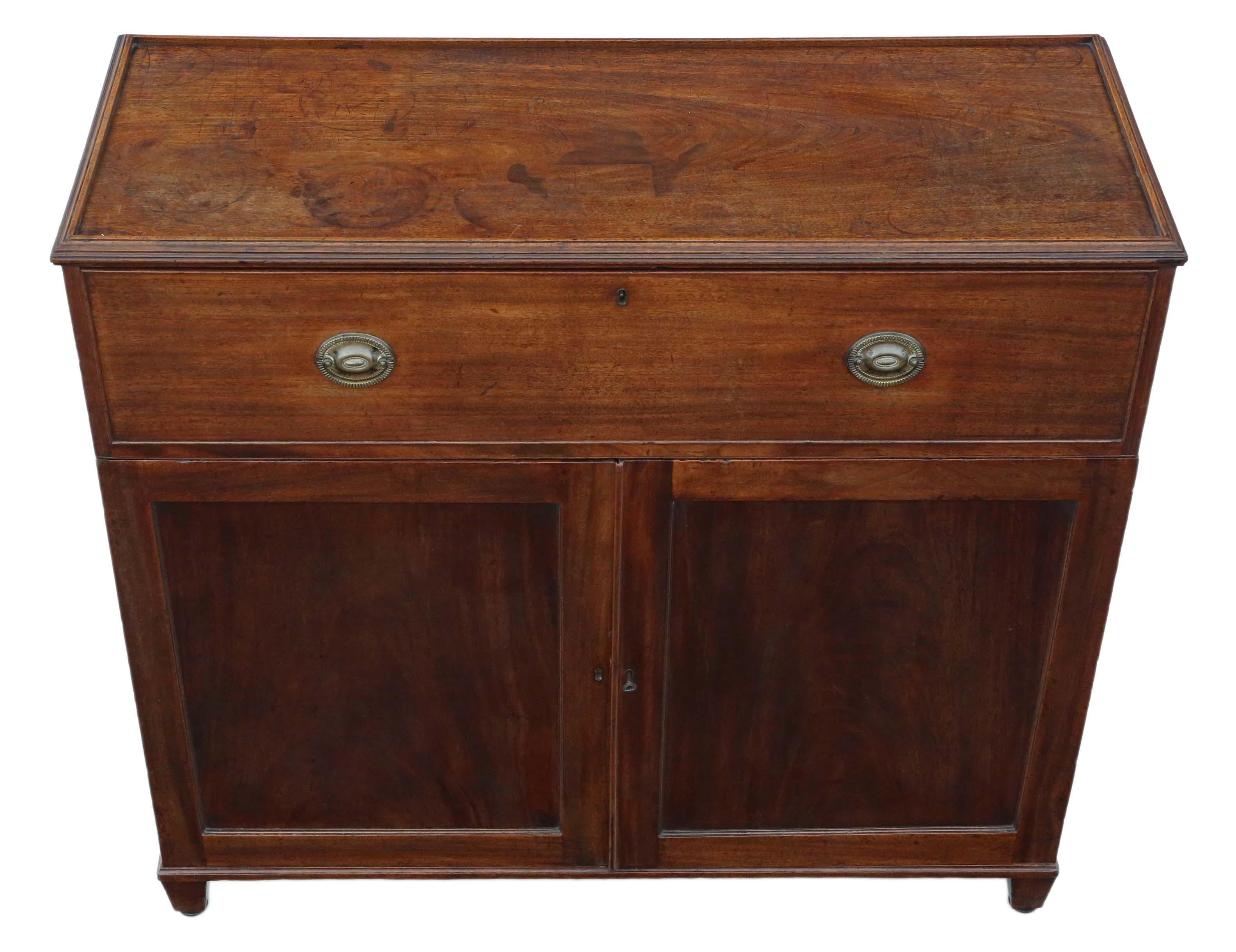Antique 19th Century Mahogany Campaign Chest of Drawers For Sale 4