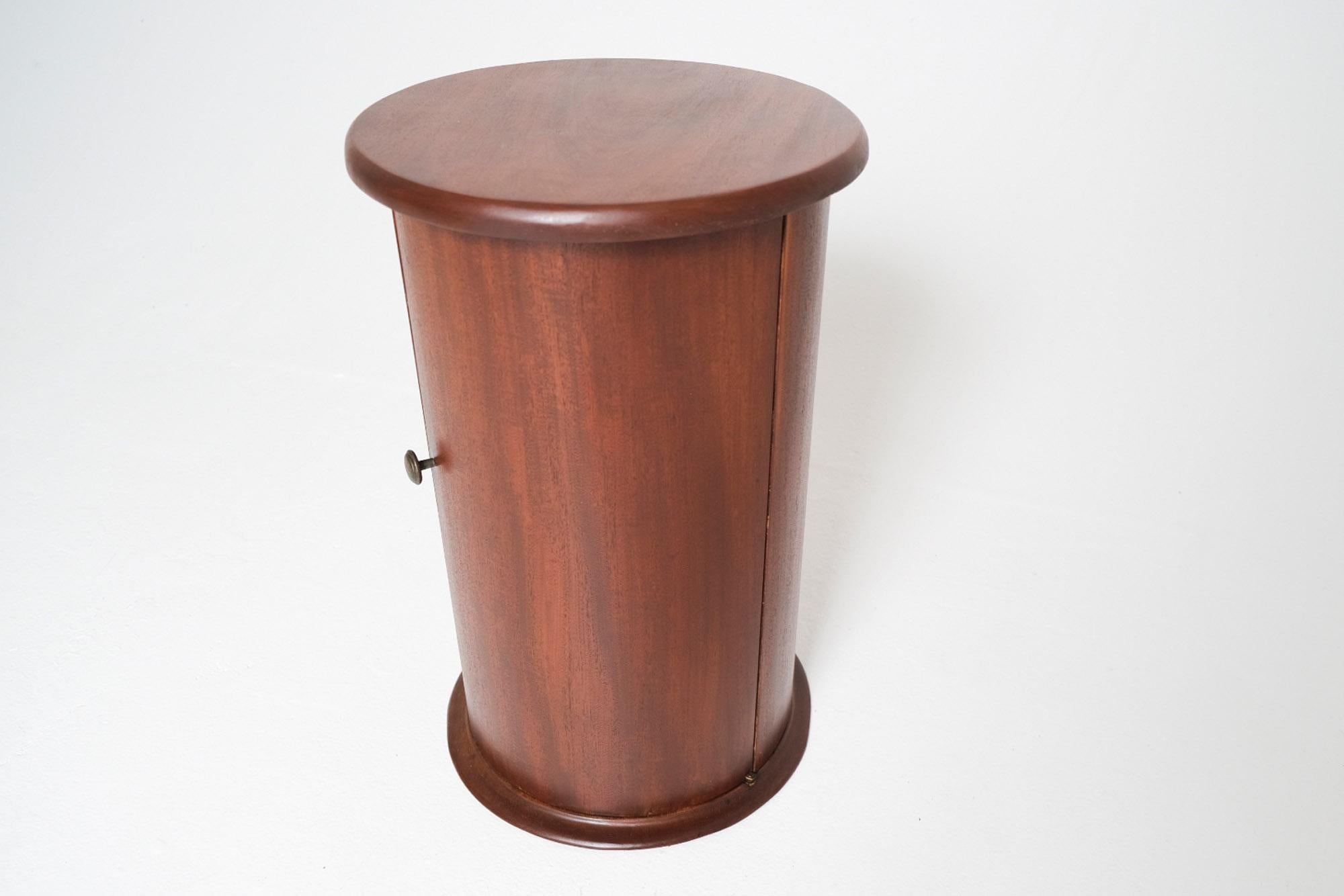 Victorian Antique 19th Century Mahogany Cylindrical Bedside Table For Sale