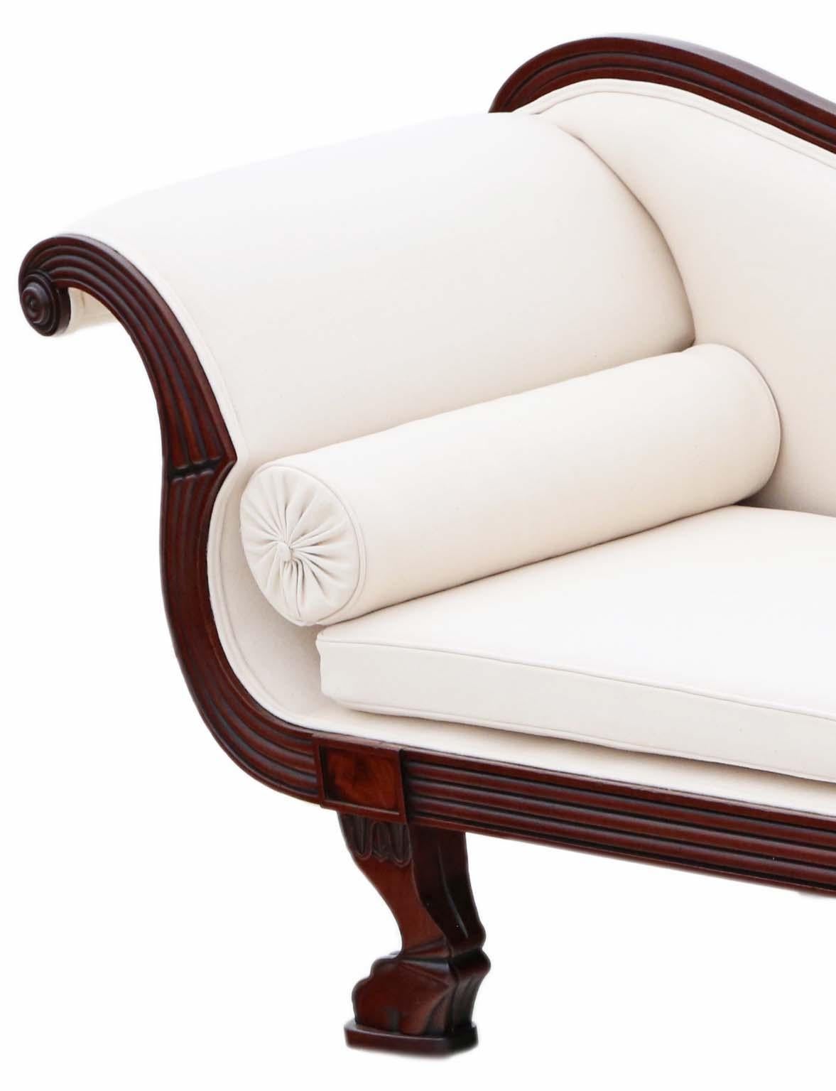 Antique 19th Century Mahogany Scroll Arm Sofa - Very Fine Quality For Sale 3