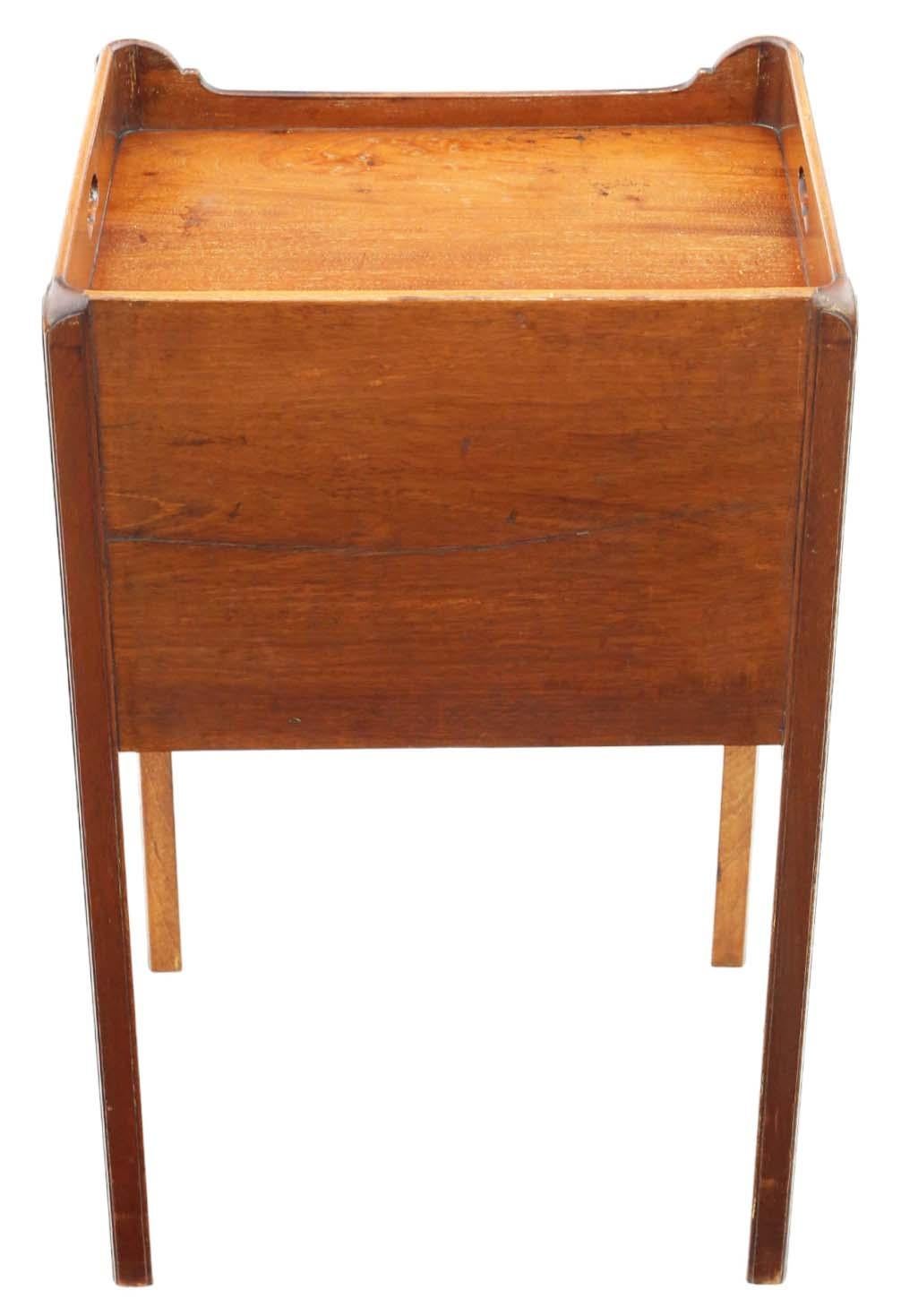Antique 19th Century Mahogany Tray Top Nightstand Washstand Bedside Table For Sale 3