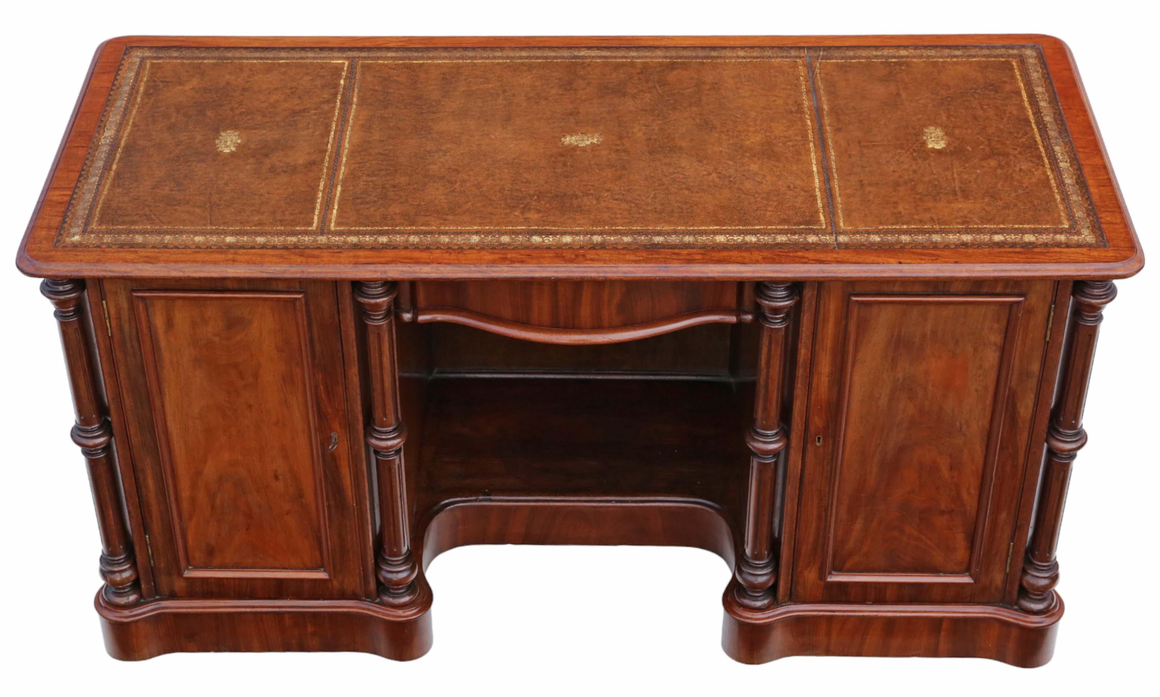 Antique 19th Century mahogany twin pedestal desk, dressing writing table In Good Condition For Sale In Wisbech, Cambridgeshire