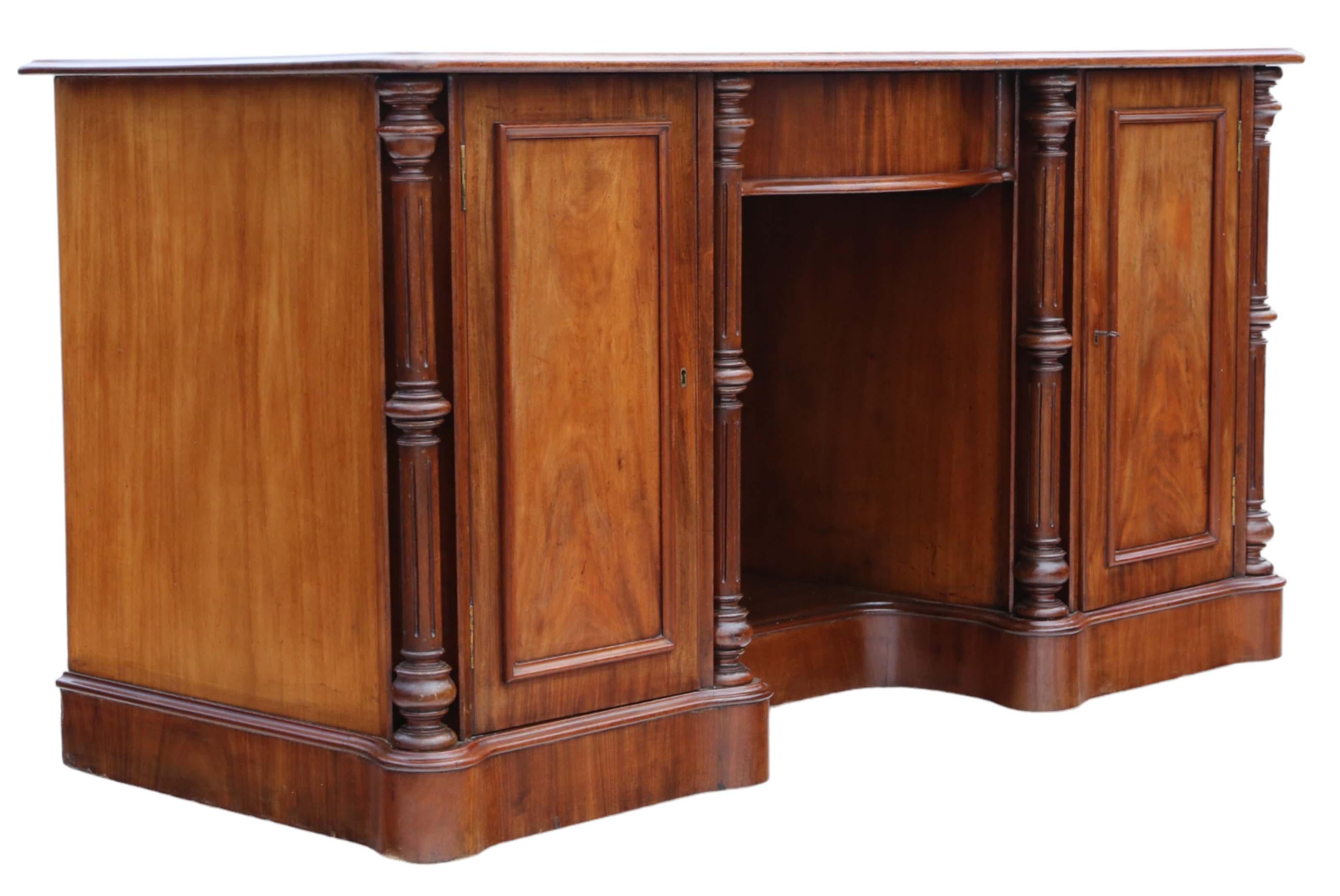 Antique 19th Century mahogany twin pedestal desk, dressing writing table For Sale 3