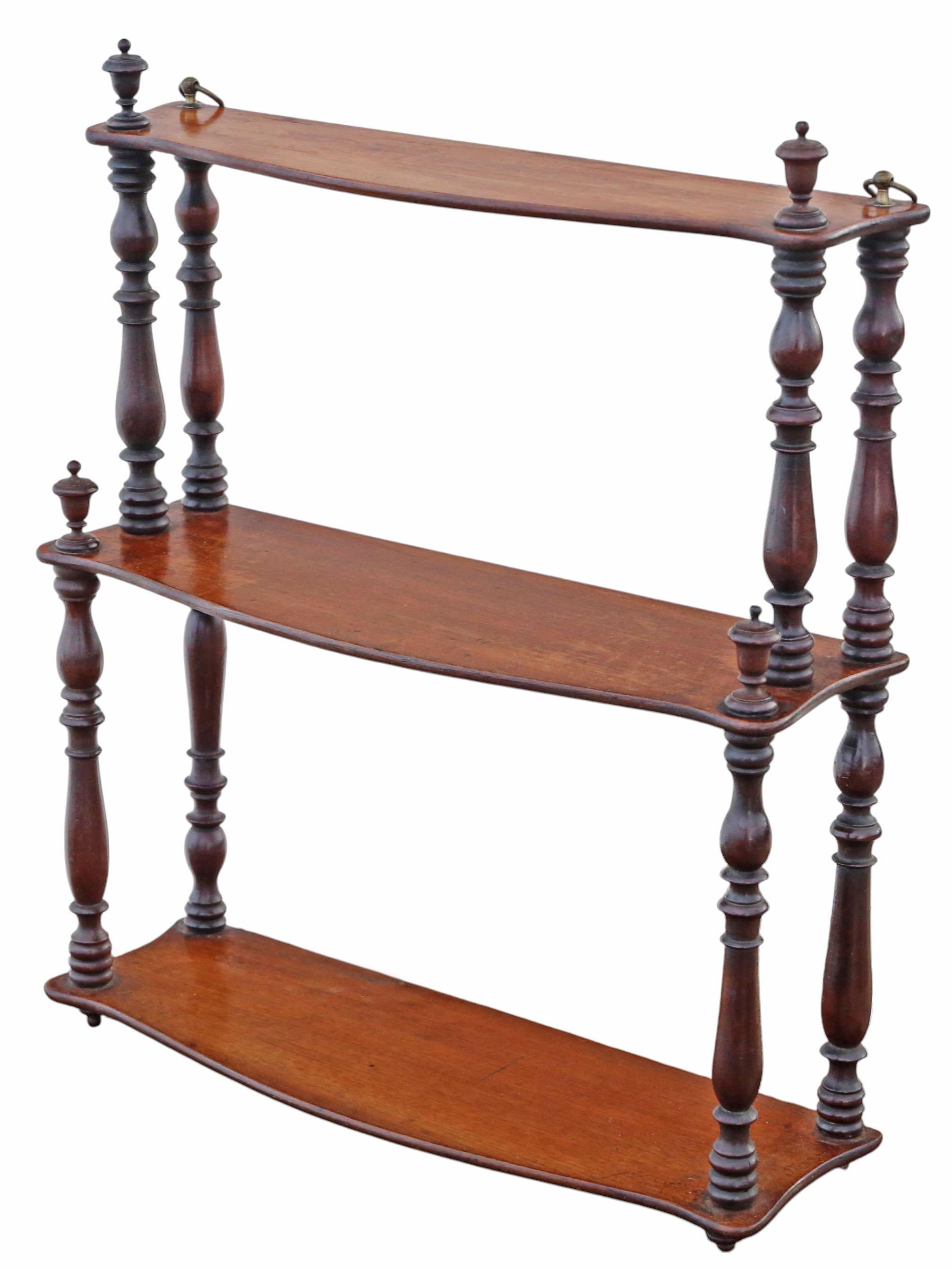 Antica libreria a muro in mogano del XIX secolo / scaffali espositivi - Qualità pregiata

Pieno di charme e carattere autentico, questo raro reperto decorativo sarebbe un meraviglioso pezzo forte nell'ambiente giusto. Libreria a muro in mogano del