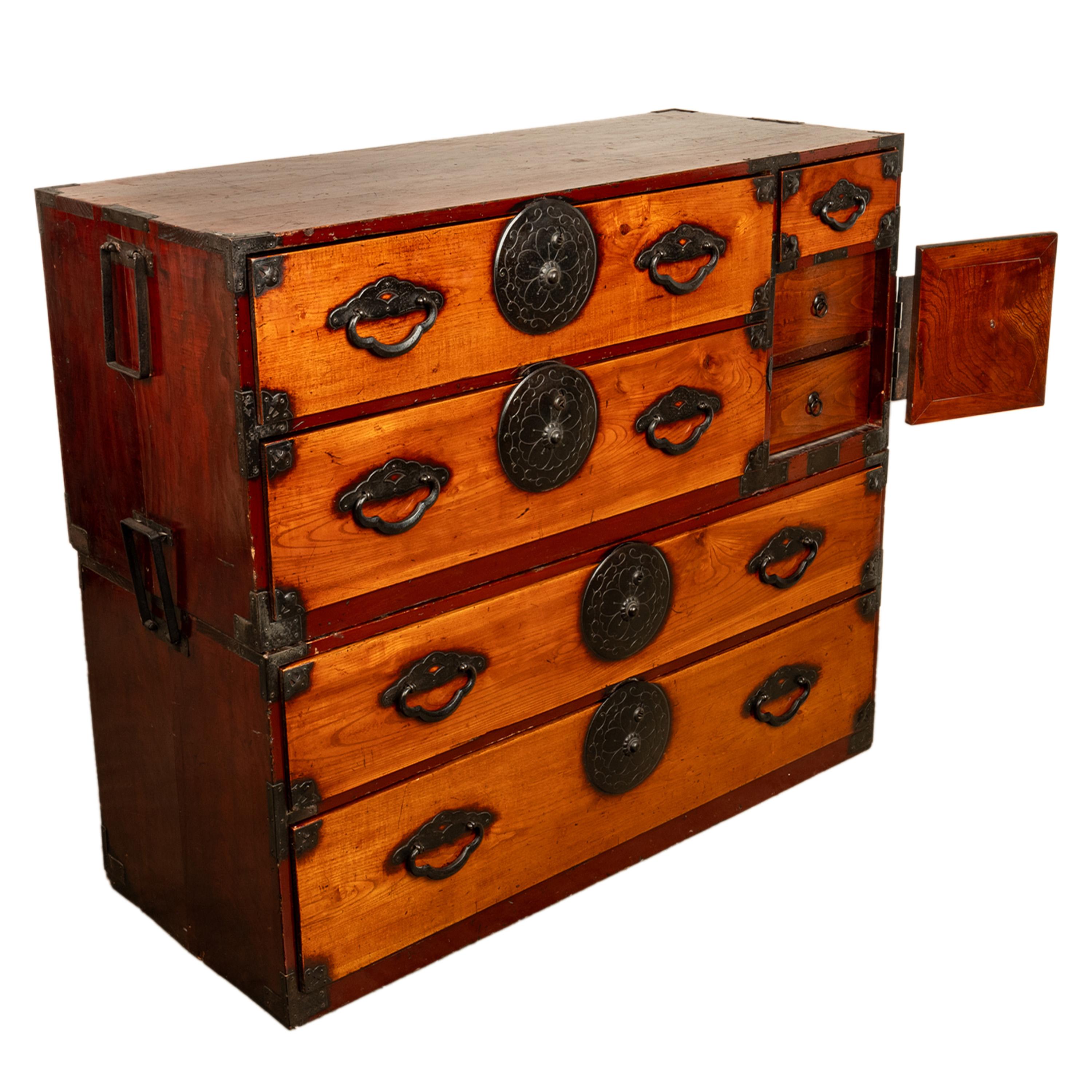 Antique 19th Century Meiji Period Japanese Tansu Isho Dansu Two Section Chest  In Good Condition For Sale In Portland, OR