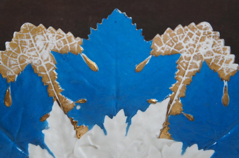 Antique 19th Century Meissen Porcelain Gilded Blue & White Leaf Charger For Sale 3