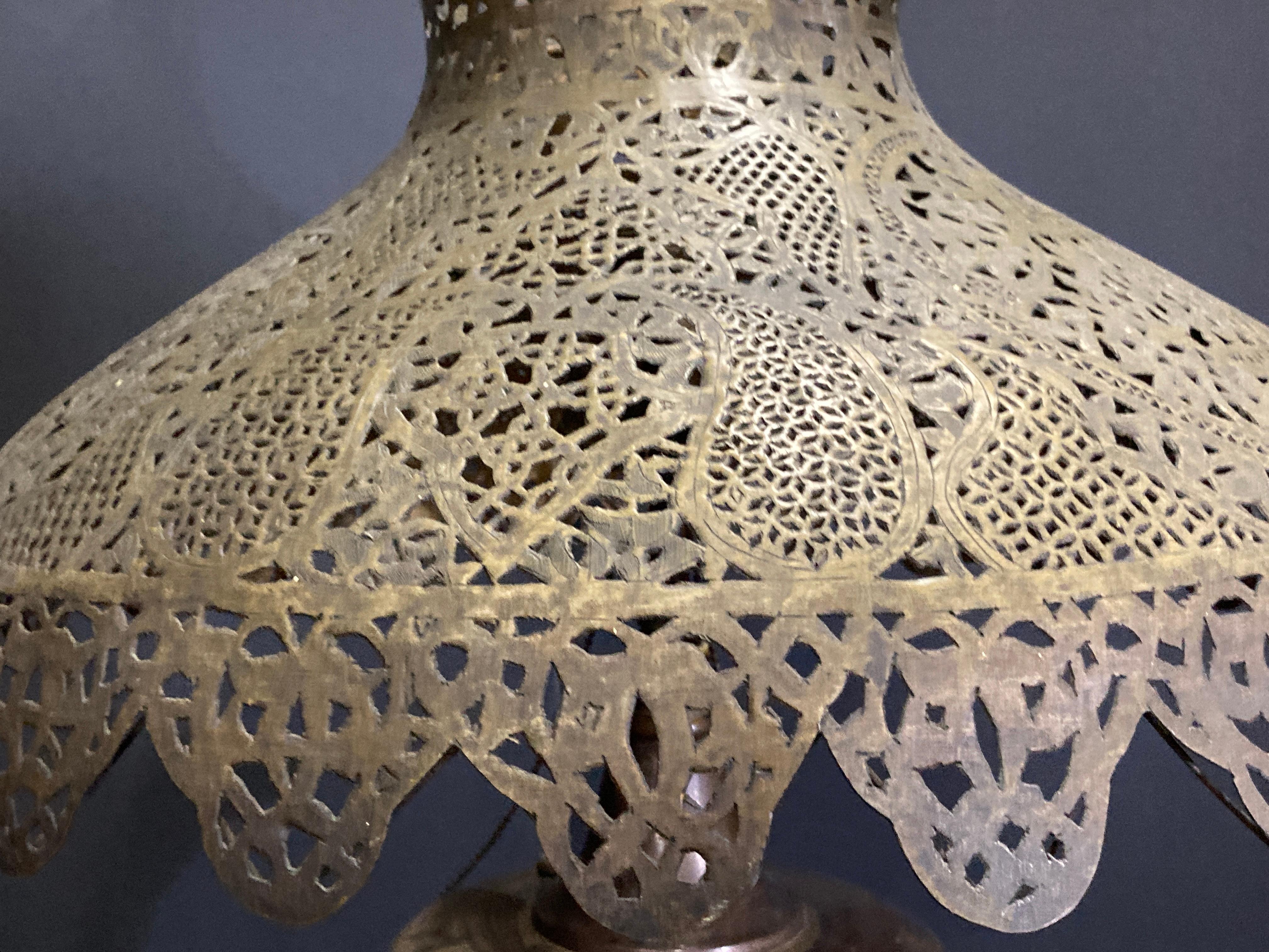 Egyptian Antique Middle Eastern Moorish Islamic Brass Pierced Floor Lamp 19th Century For Sale