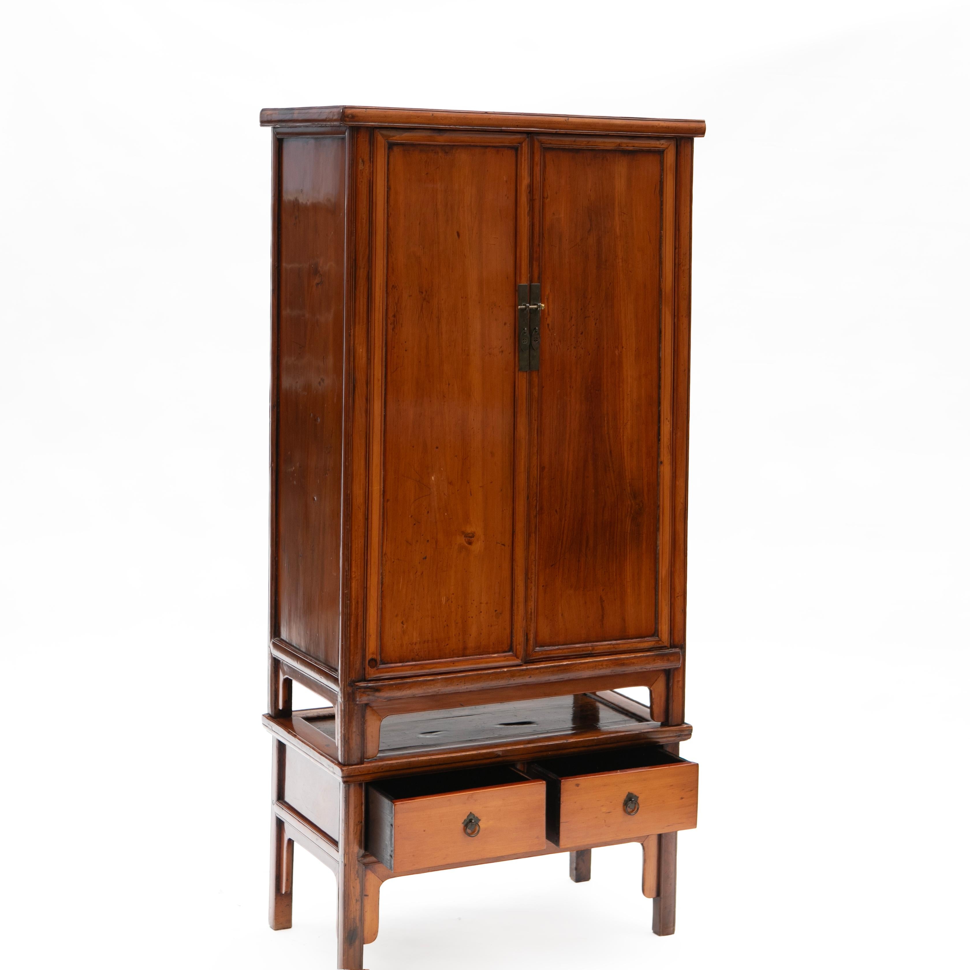 Antique 19th Century Ming Style Cabinet in Peachwood In Good Condition For Sale In Kastrup, DK