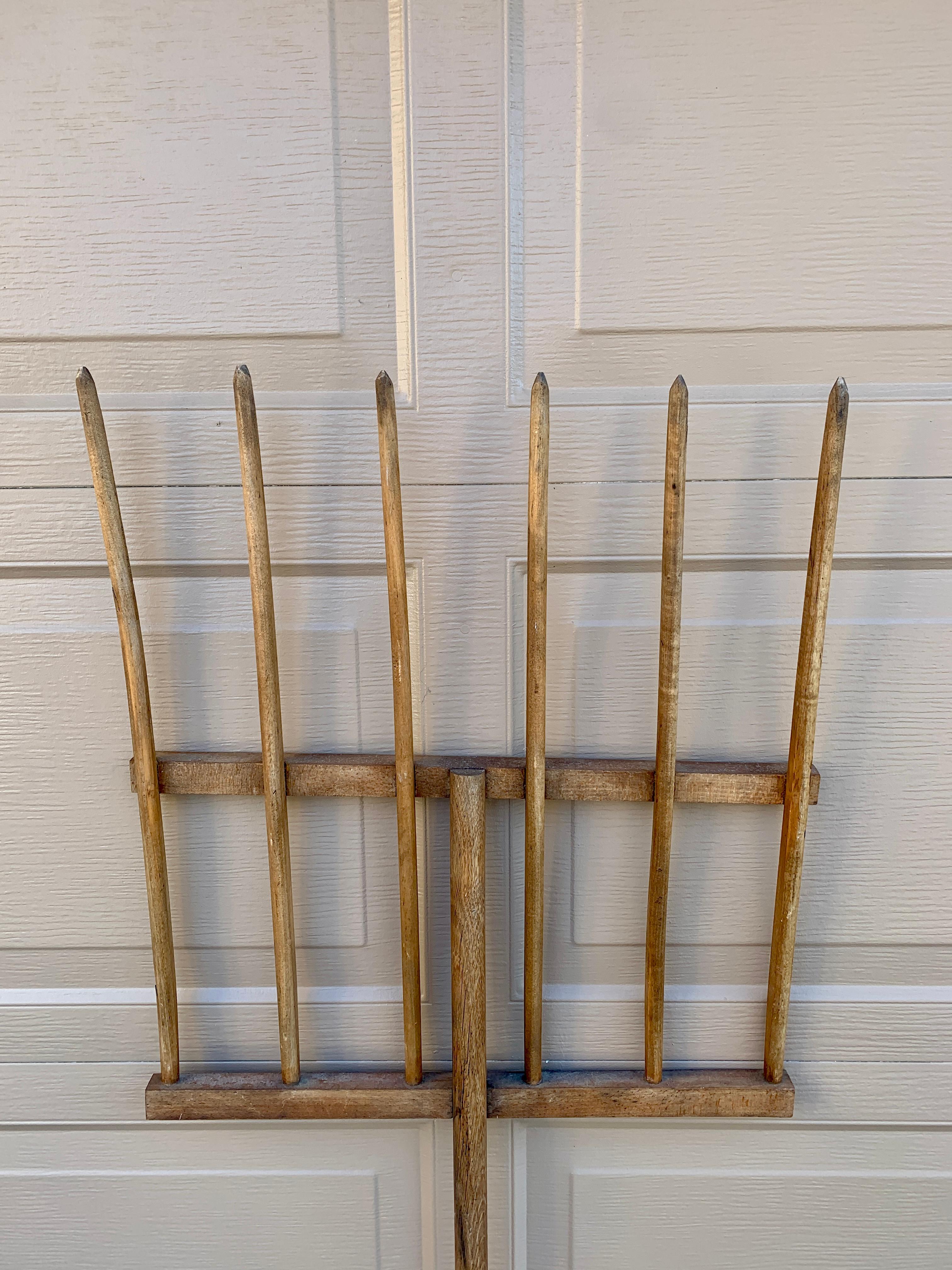 Antique 19th Century Monumental Hand Made Wooden Pitchfork In Good Condition For Sale In Elkhart, IN