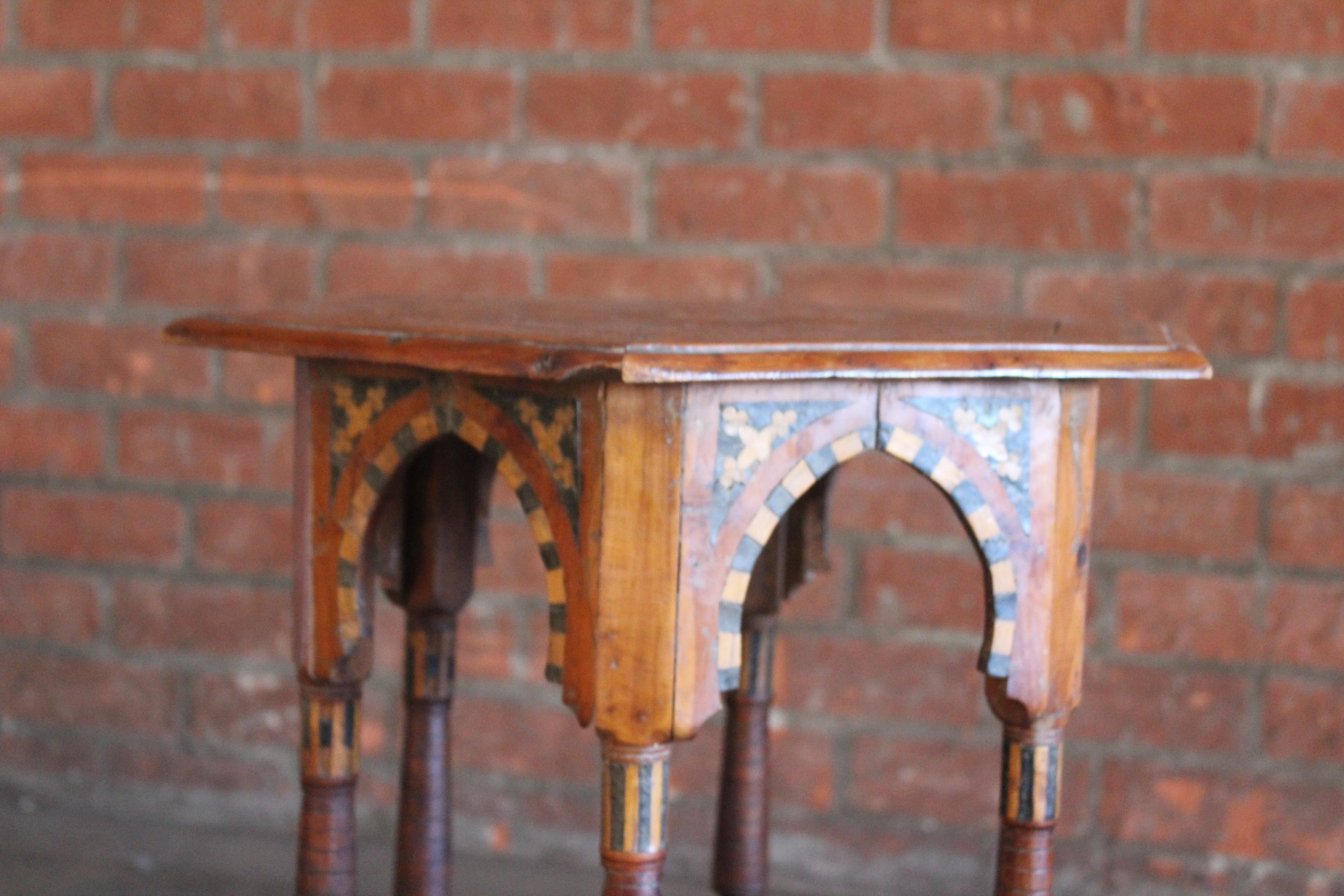 Antique 19th Century Moorish Inlaid Side Table with Pearl For Sale 11