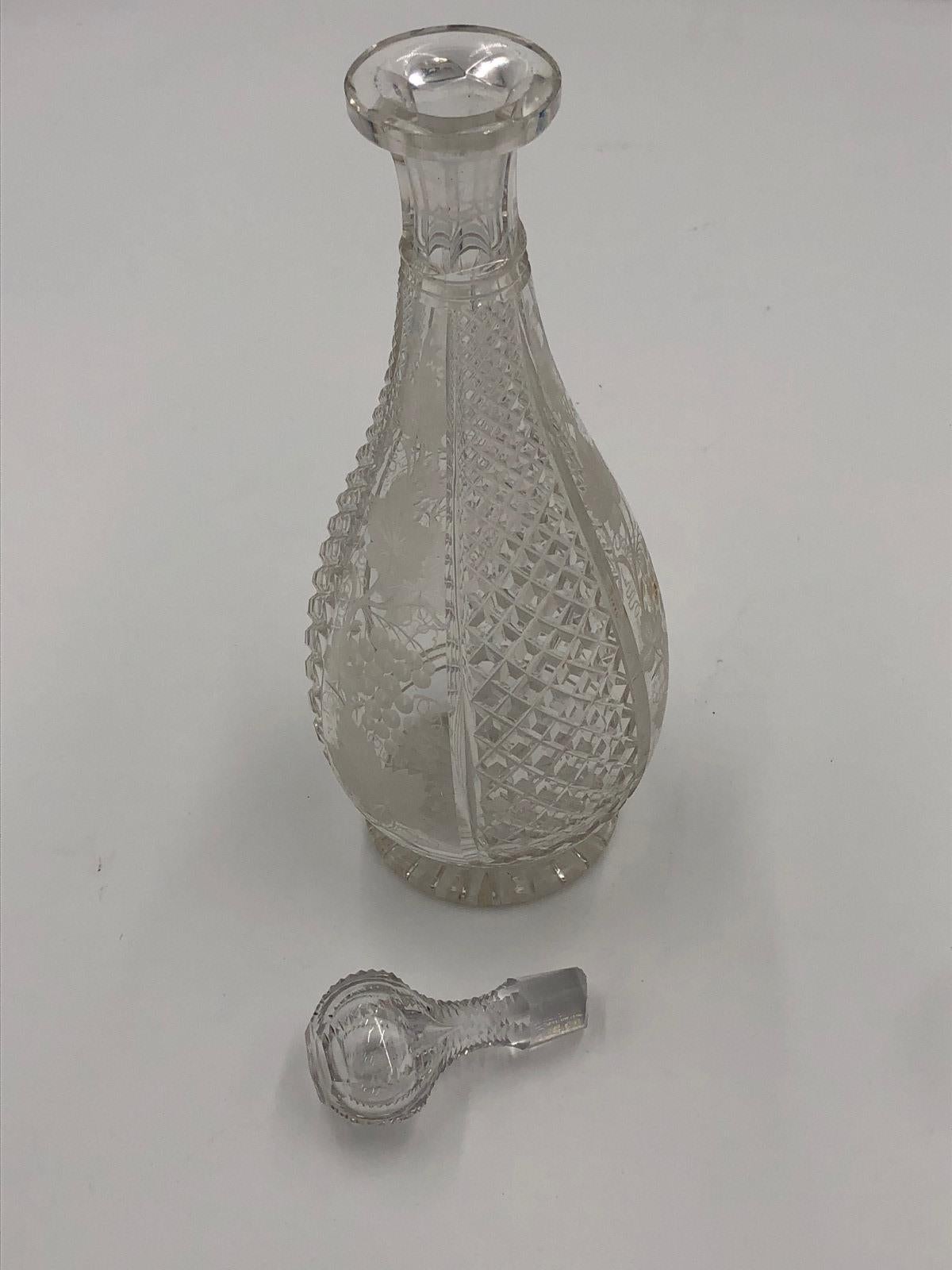 Début de l'époque victorienne Boîte de jeux ancienne du 19ème siècle incrustée de nacre, couvercle incrusté de bronze doré en vente
