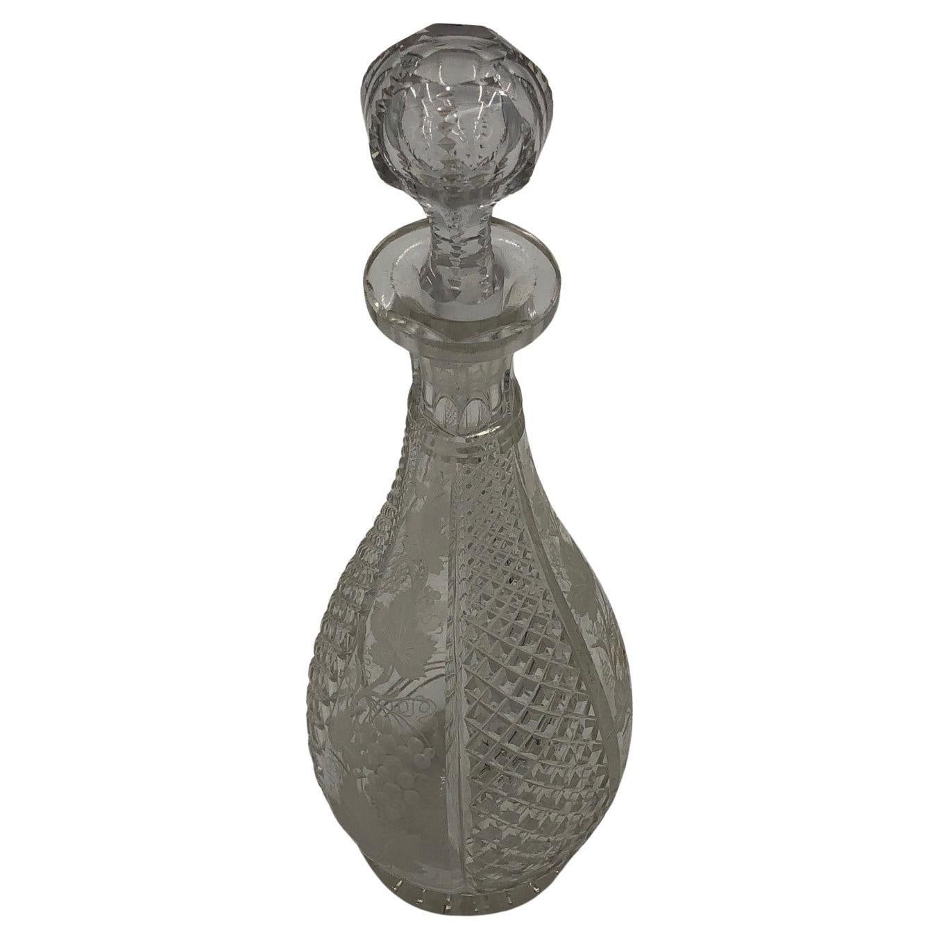 Boîte de jeux ancienne du 19ème siècle incrustée de nacre, couvercle incrusté de bronze doré en vente