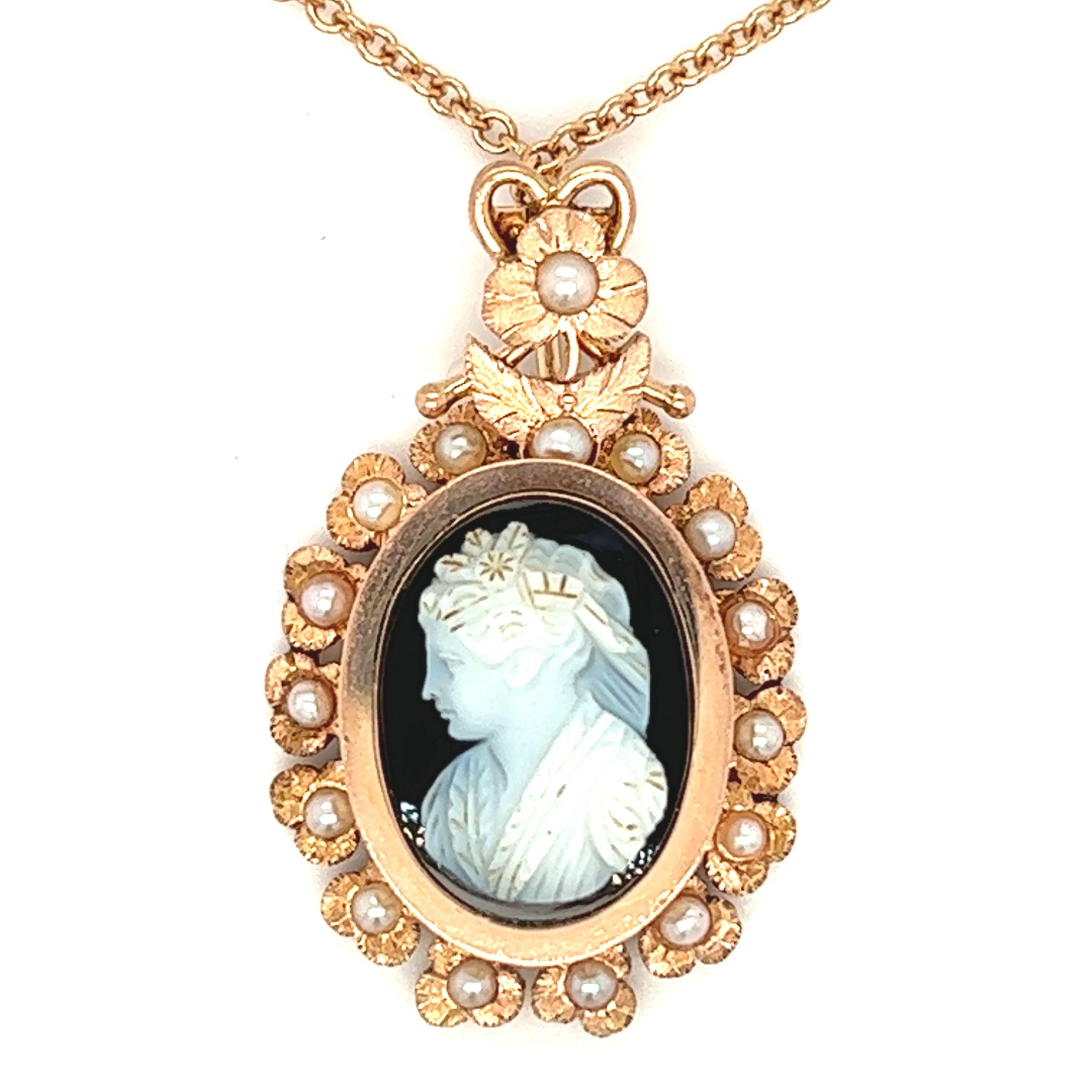 Antique 19th Century Natural Pearl Onyx Cameo Ring and Pendant Set For Sale 5