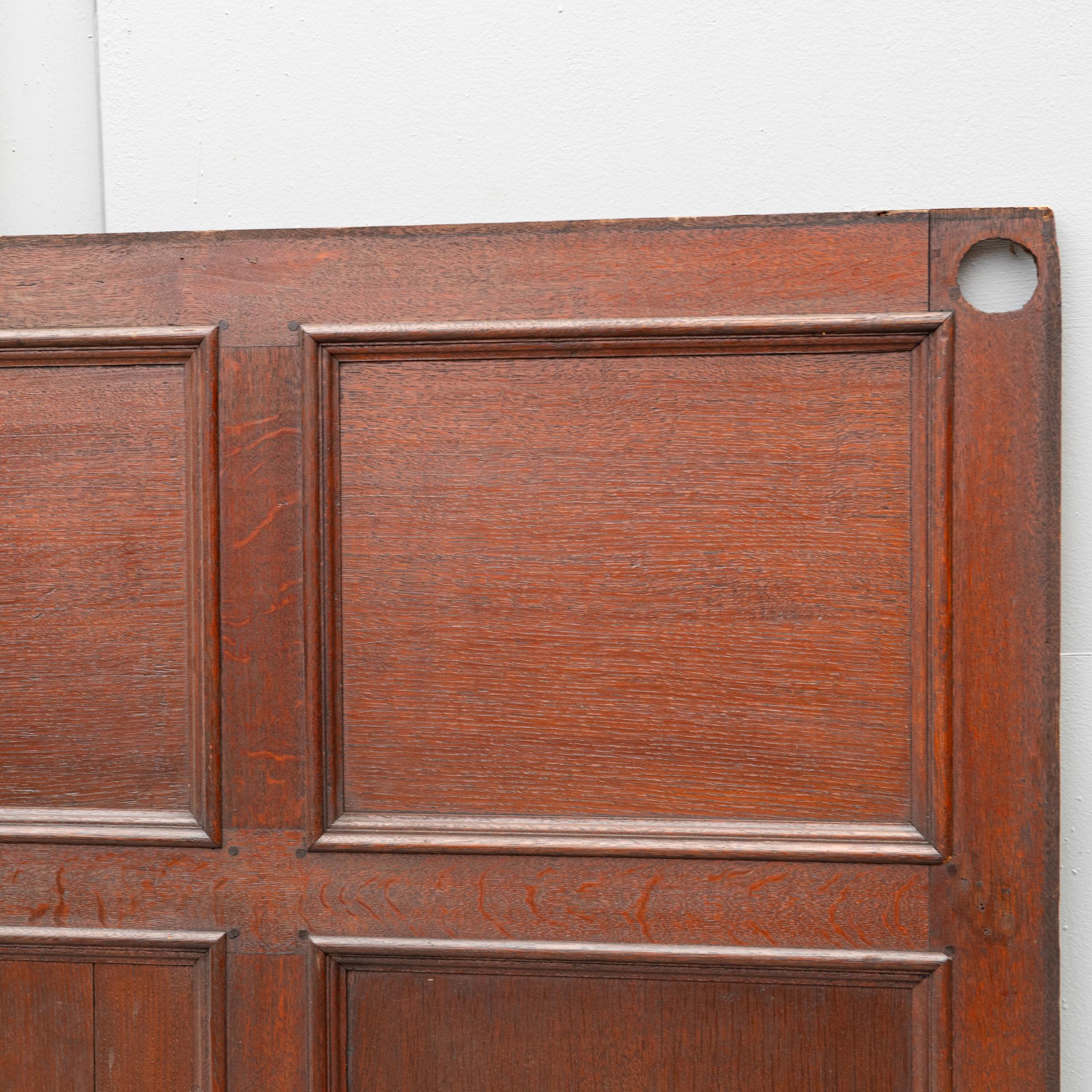 Wood Antique 19th Century Oak and Elm Panelling  Panelled Room - 7 Panels For Sale