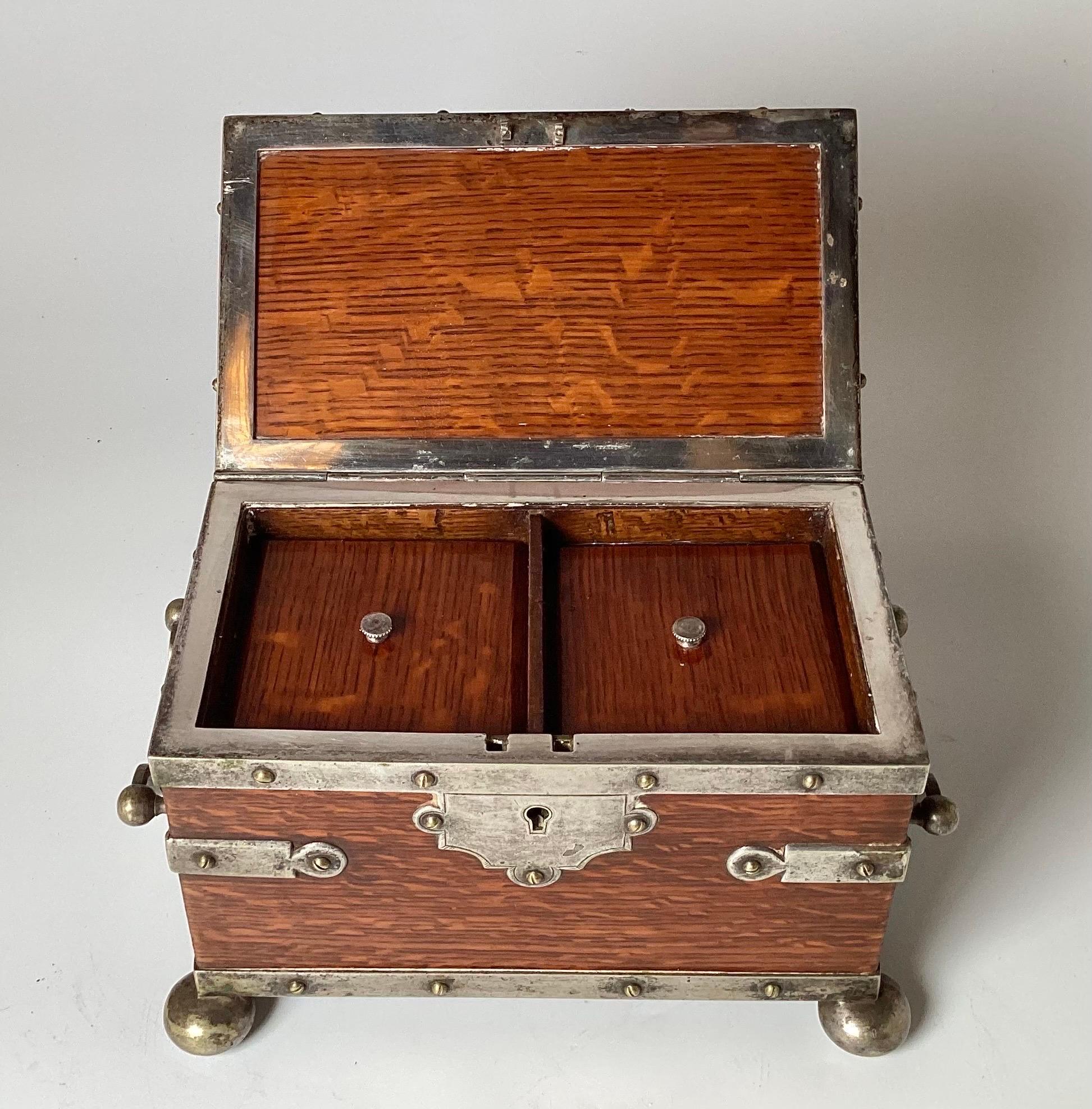 Antique 19th Century Oak and Silver Plate Banded Tea Caddy For Sale 3